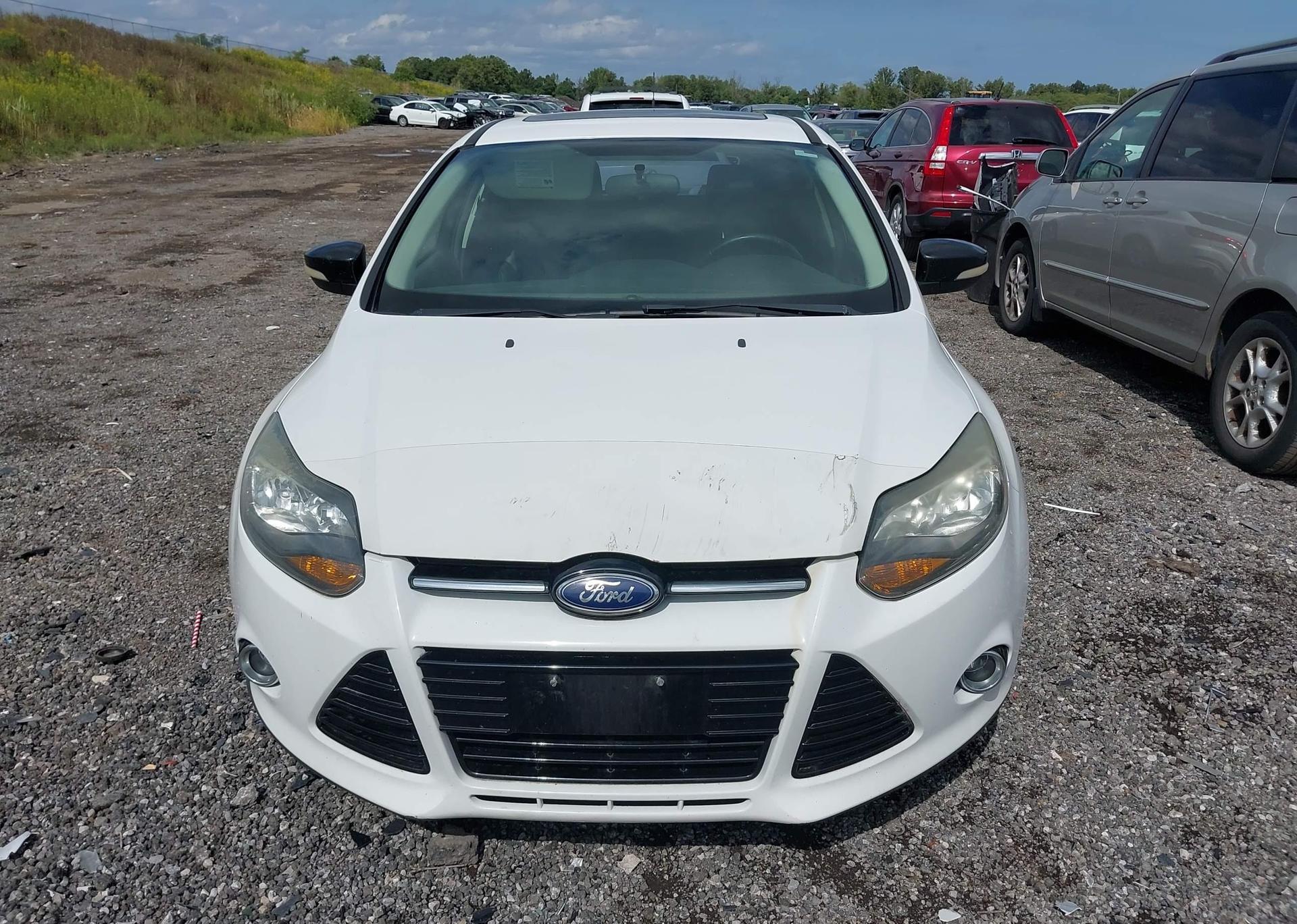 2014 FORD FOCUS SE