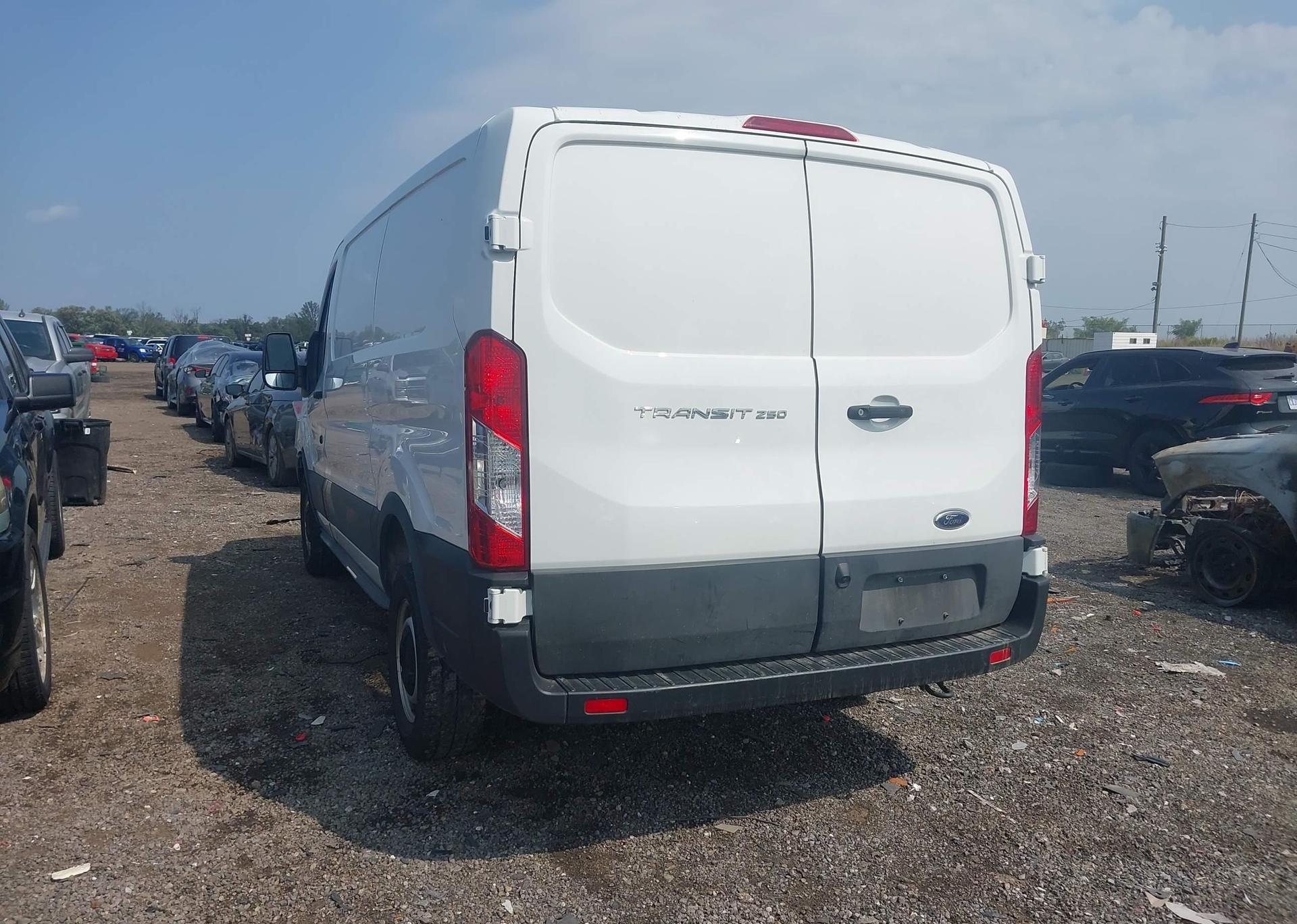 2023 FORD transit t-250