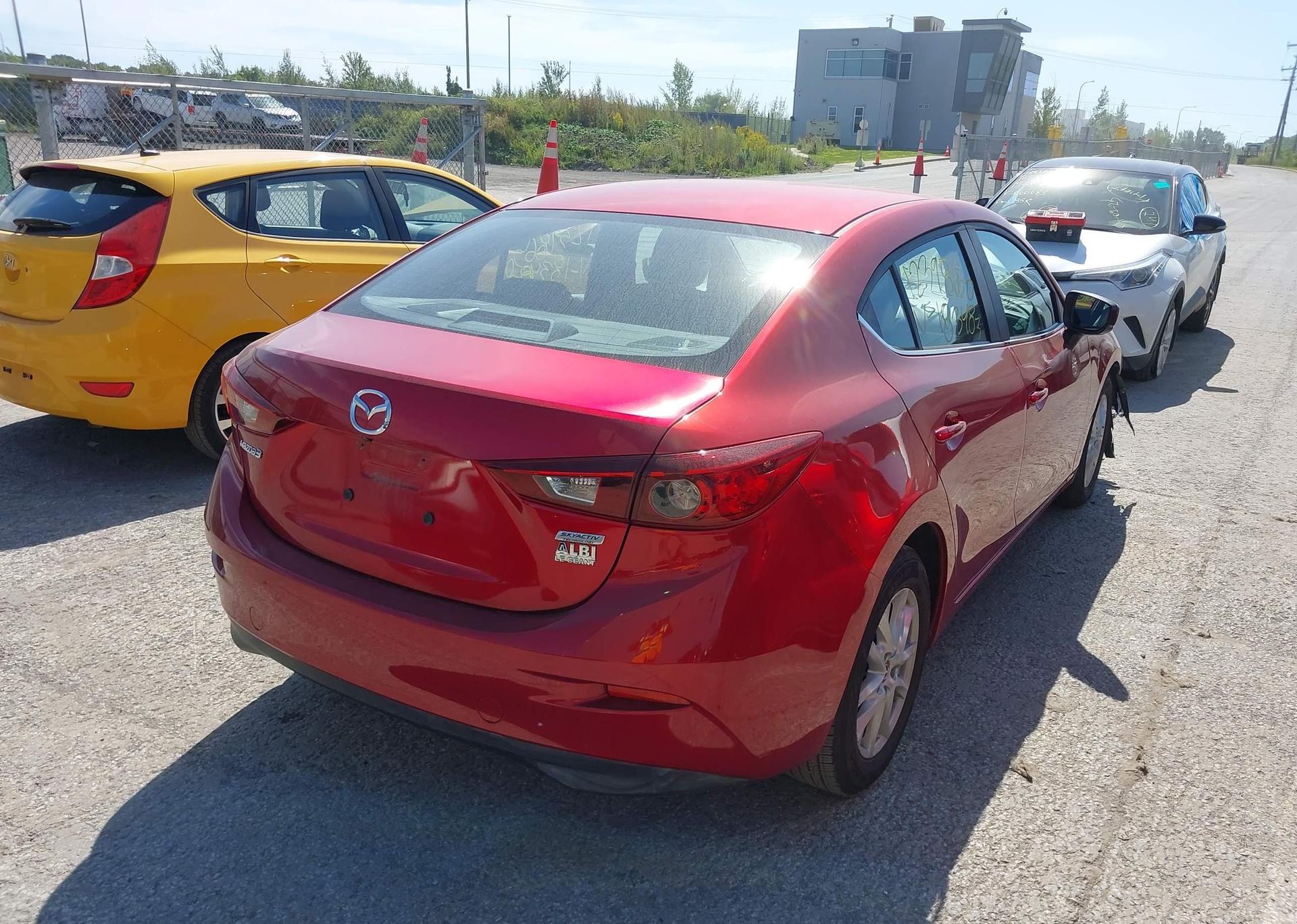 2018 MAZDA 3 GS