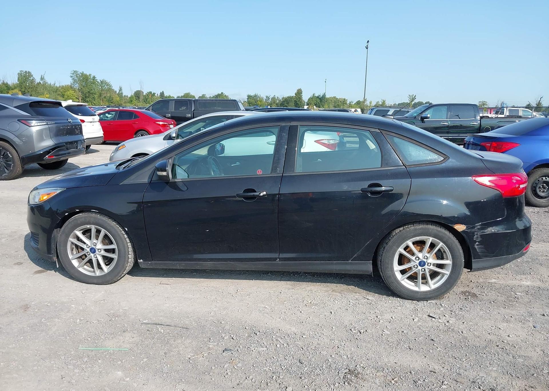 2016 FORD FOCUS SE