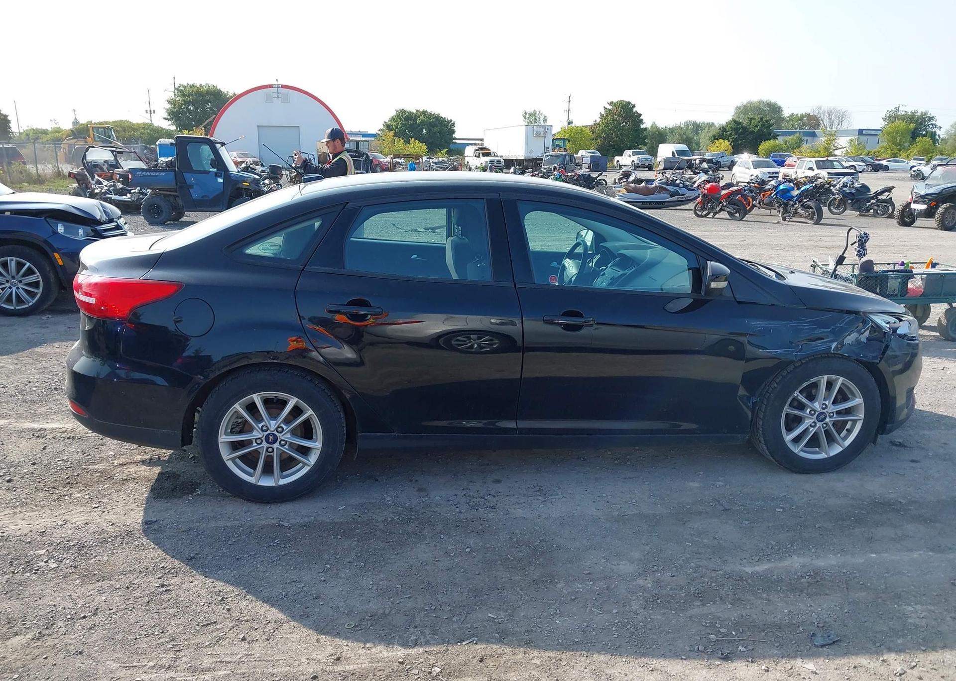 2016 FORD FOCUS SE