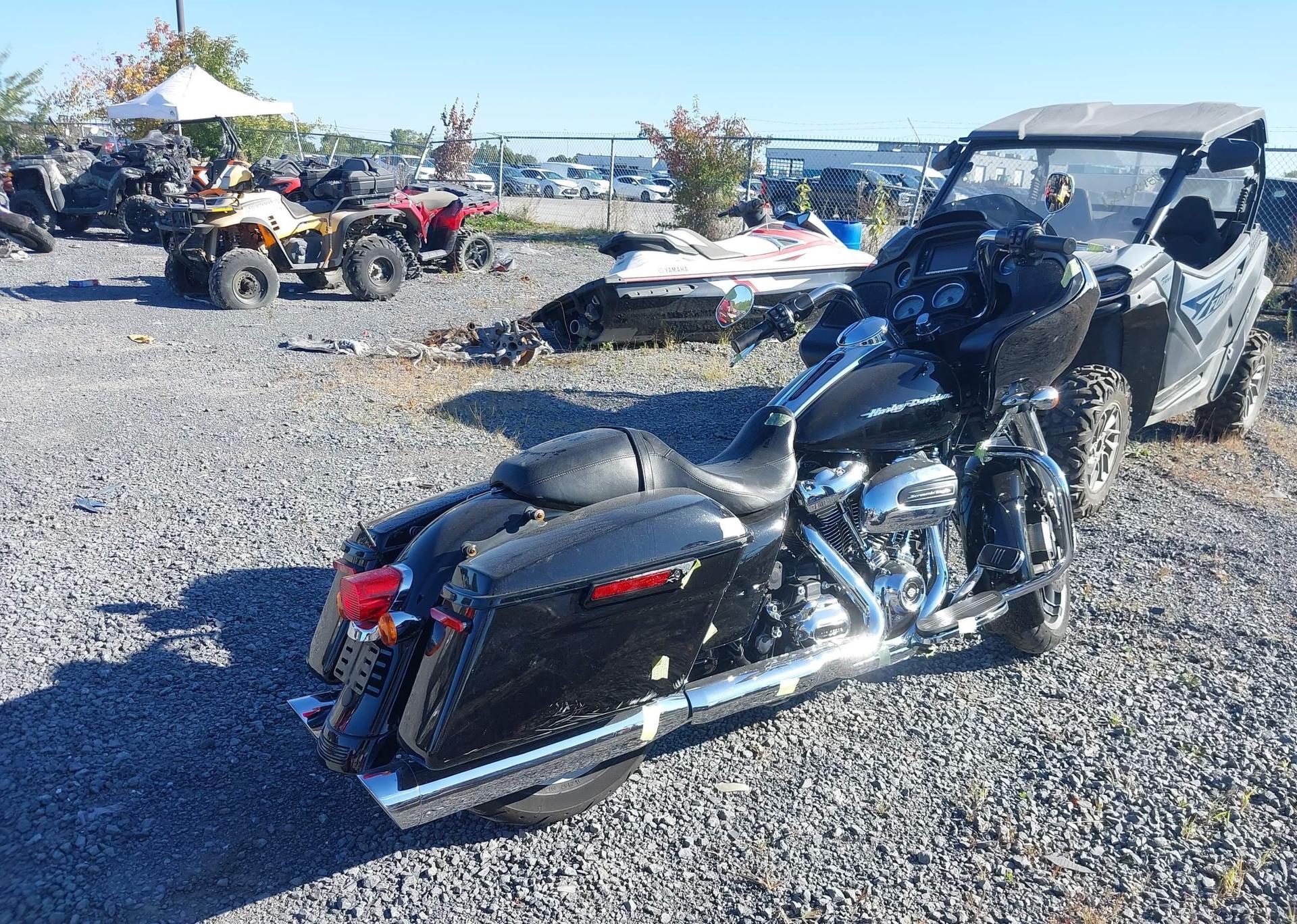2018 HARLEY-DAVIDSON FLTRX ROAD GLIDE