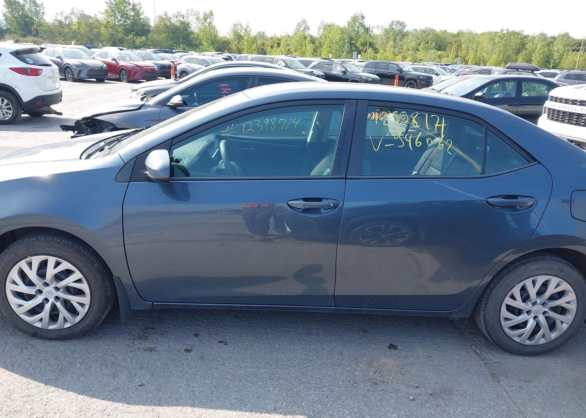 2017 TOYOTA COROLLA LE