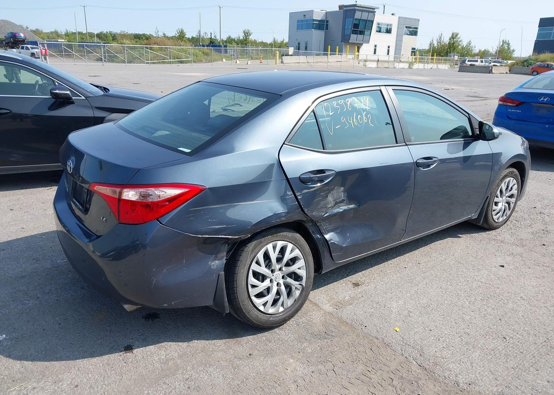 2017 TOYOTA COROLLA LE