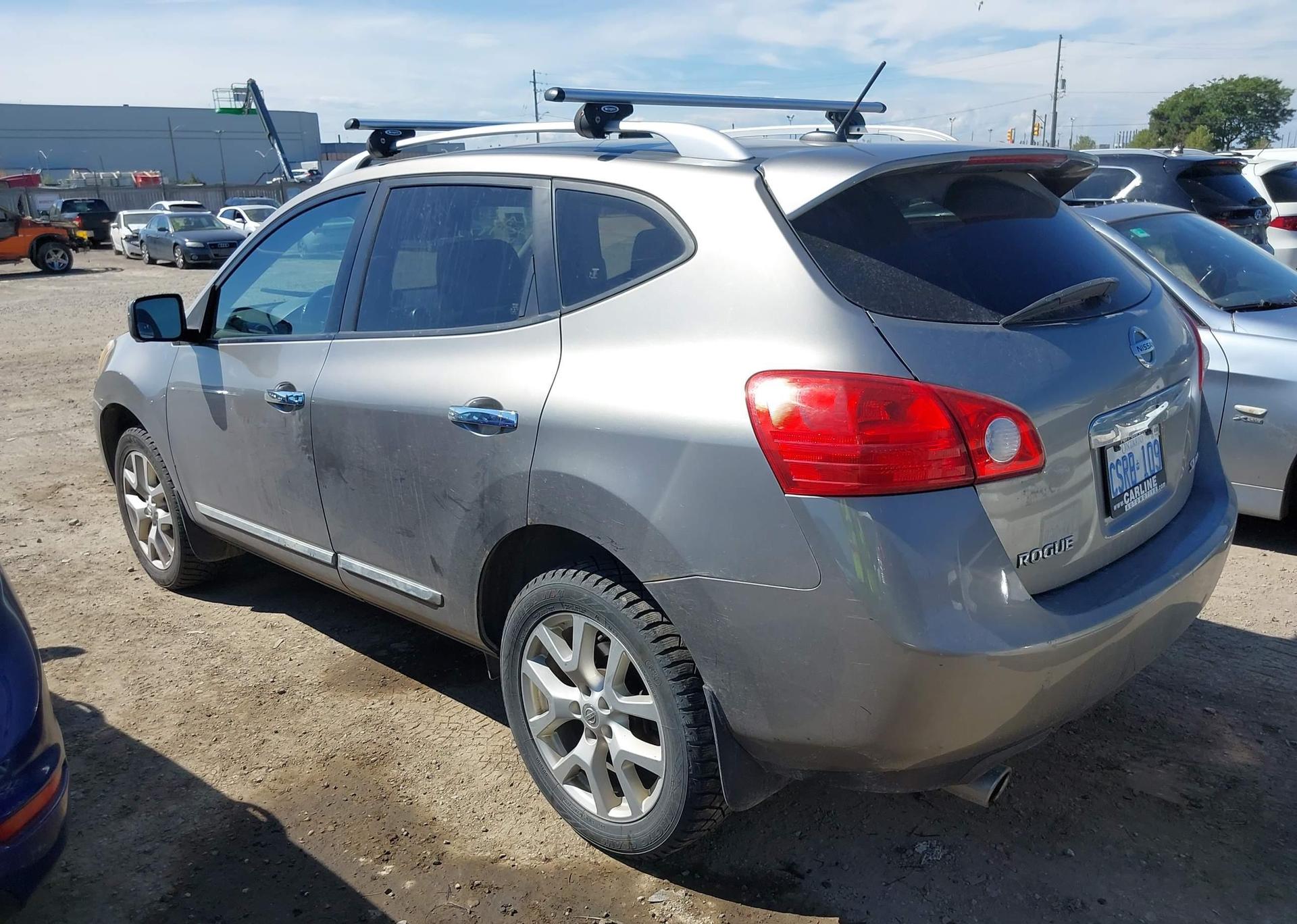 2013 NISSAN ROGUE S