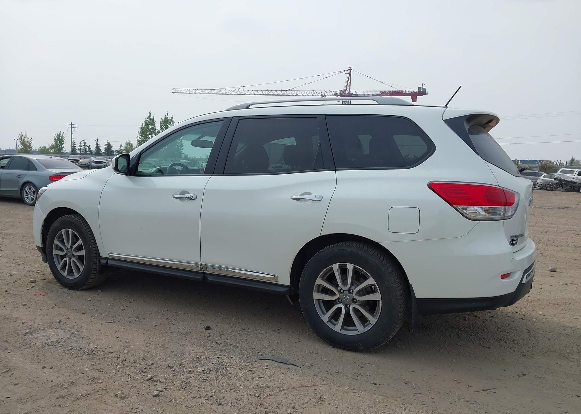 2016 NISSAN PATHFINDER PLATINUM