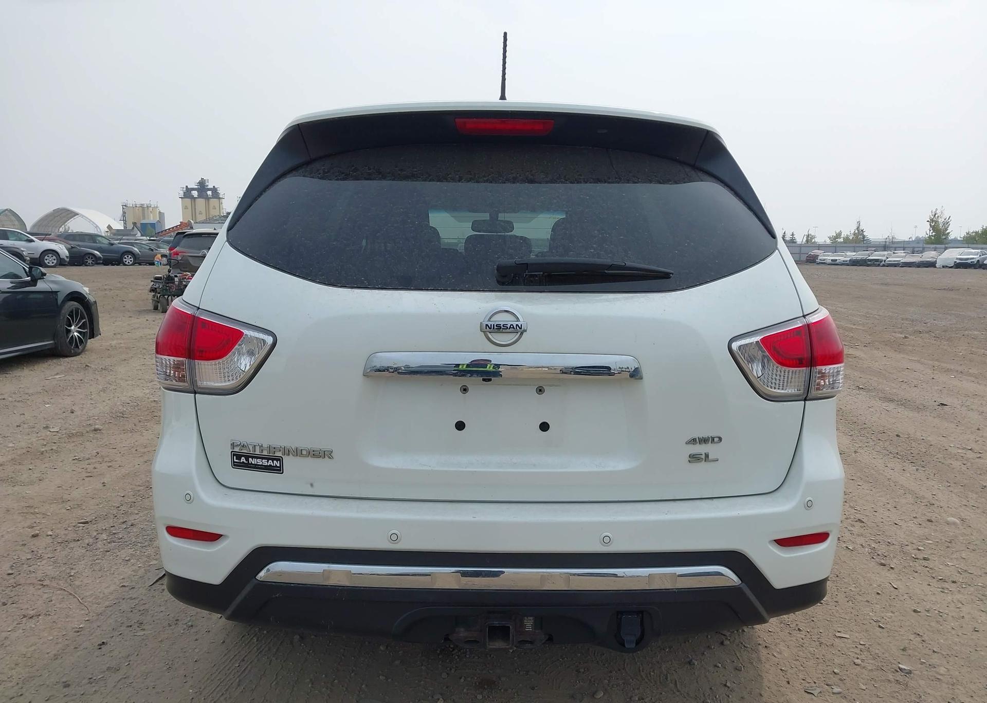2016 NISSAN PATHFINDER PLATINUM