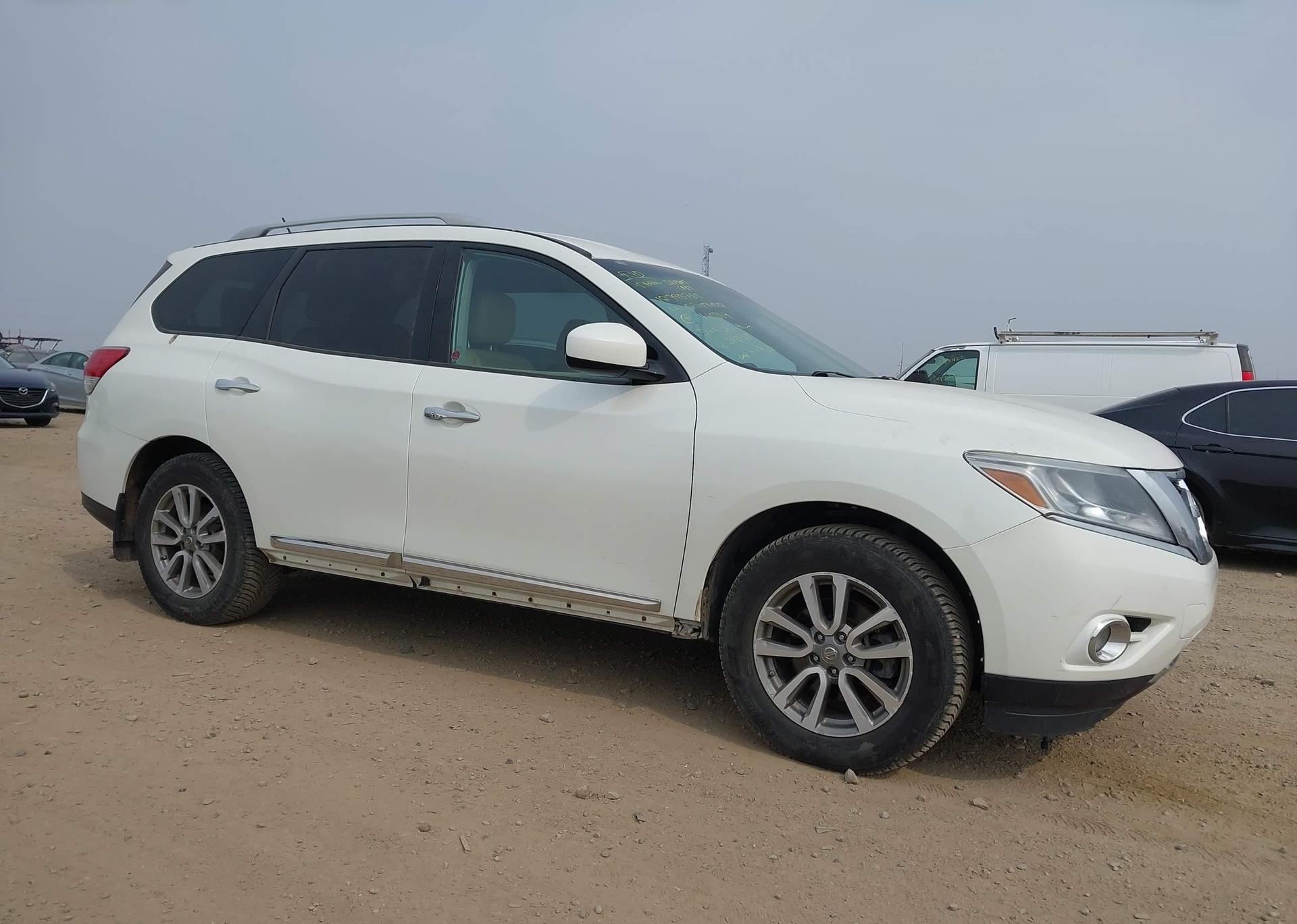 2016 NISSAN PATHFINDER PLATINUM