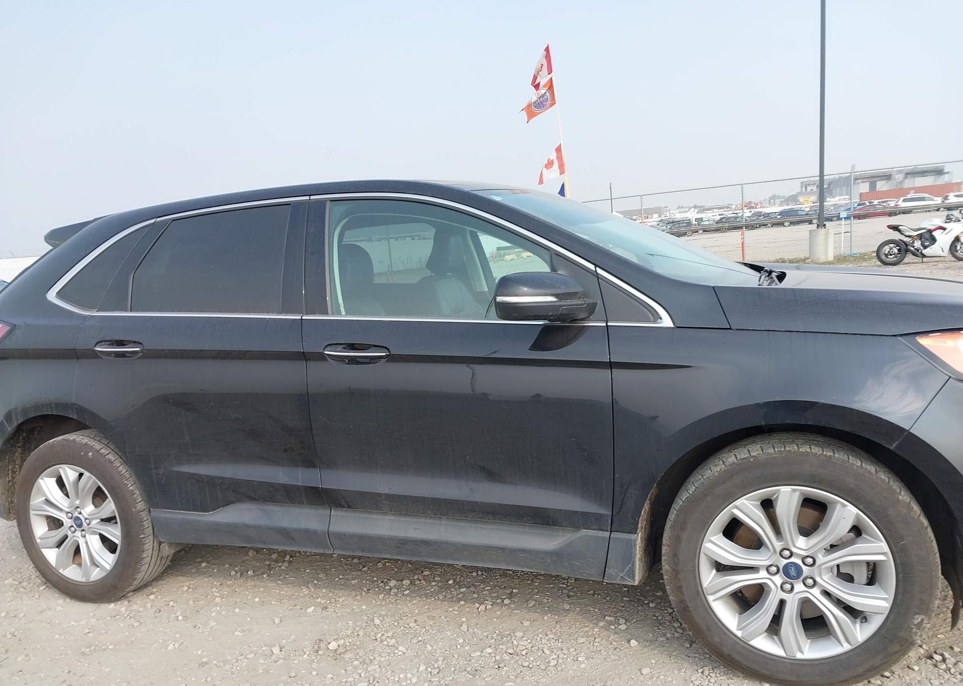 2022 FORD EDGE TITANIUM
