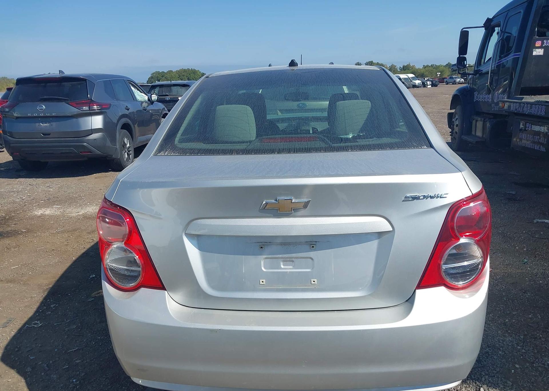 2014 CHEVROLET SONIC LS AUTO
