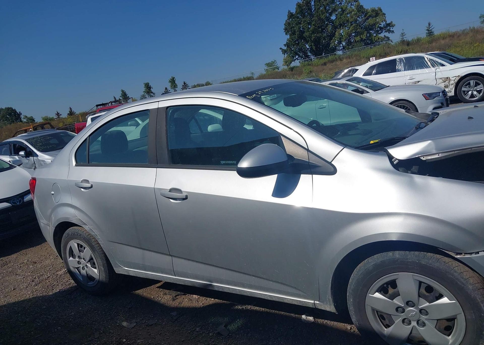 2014 CHEVROLET SONIC LS AUTO