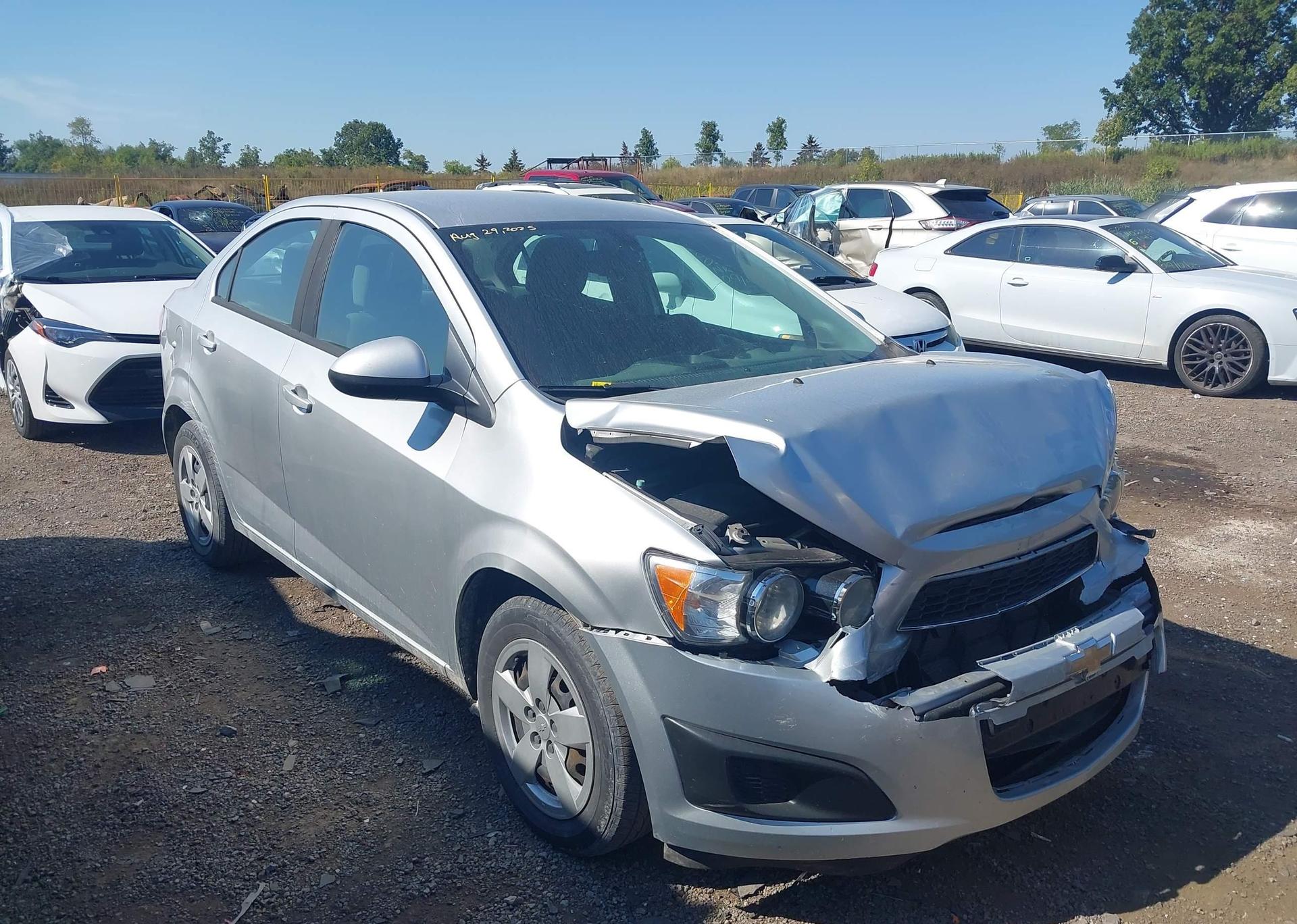 2014 CHEVROLET SONIC LS AUTO