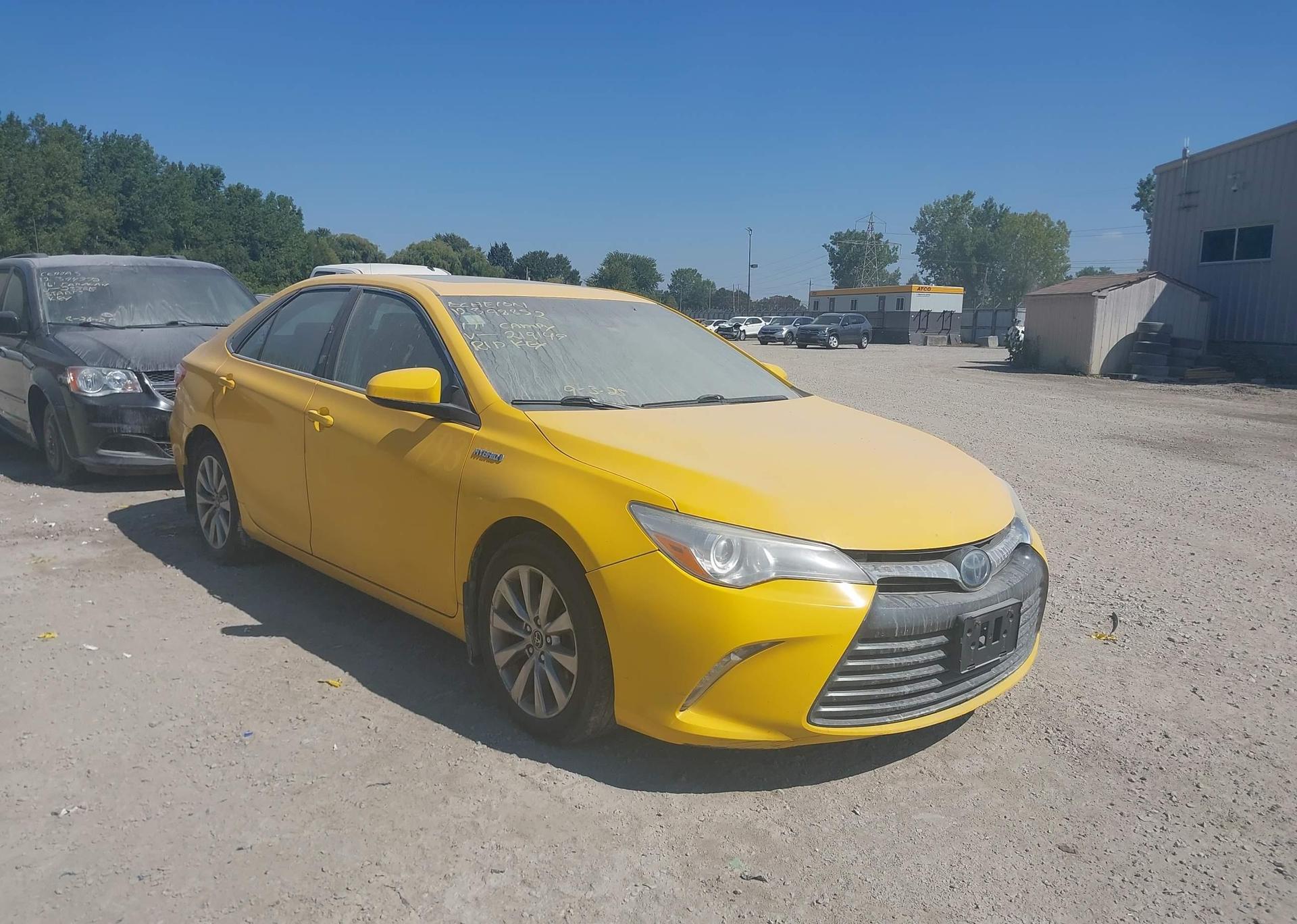 2017 TOYOTA CAMRY HYBRID XLE