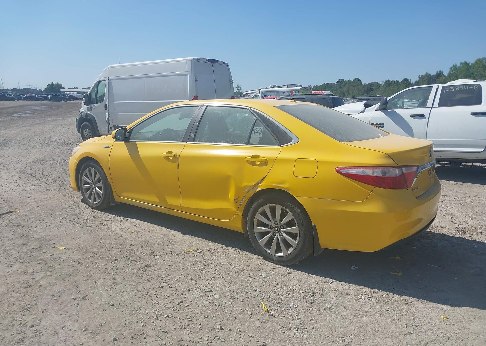 2017 TOYOTA CAMRY HYBRID XLE