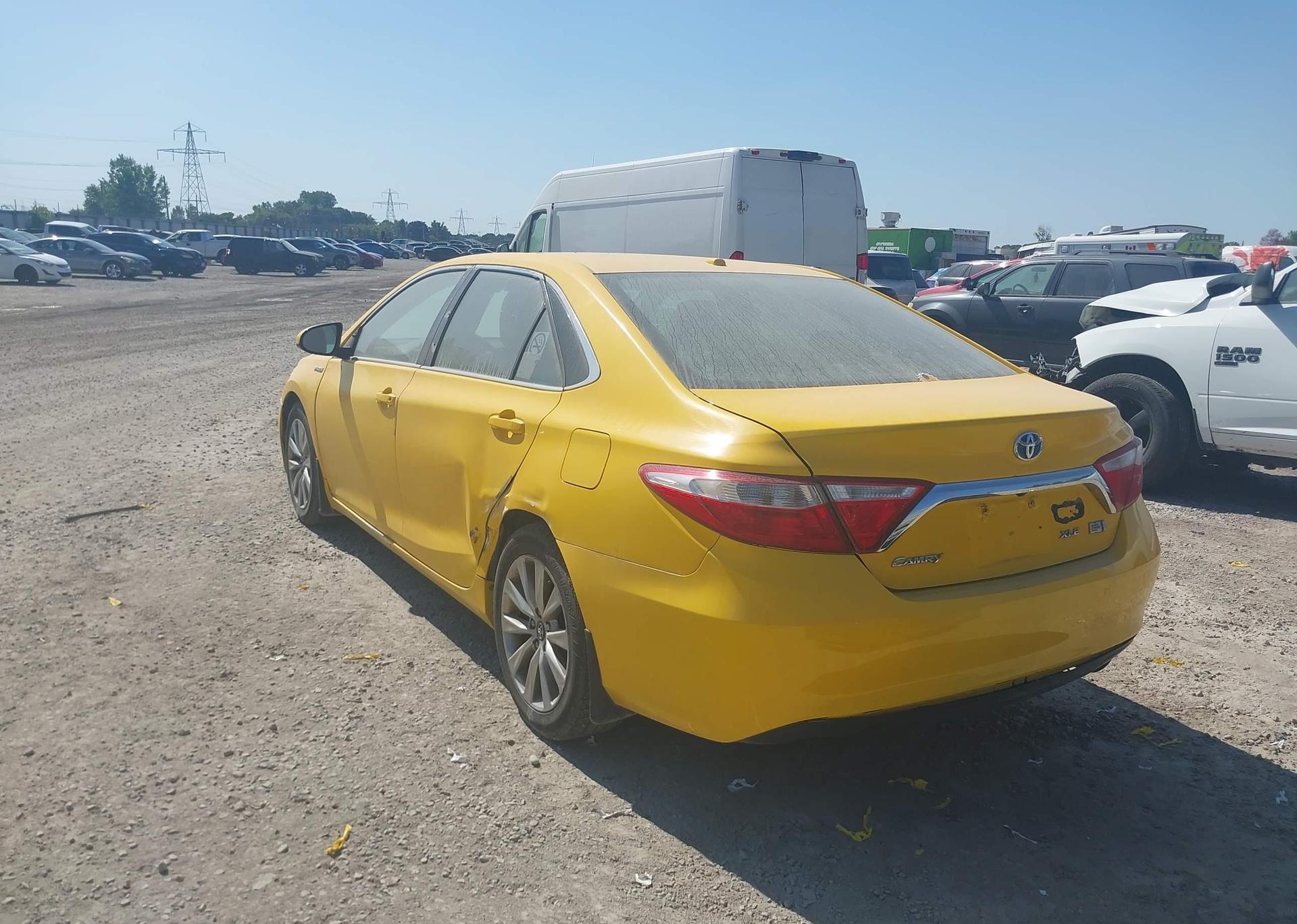 2017 TOYOTA CAMRY HYBRID XLE