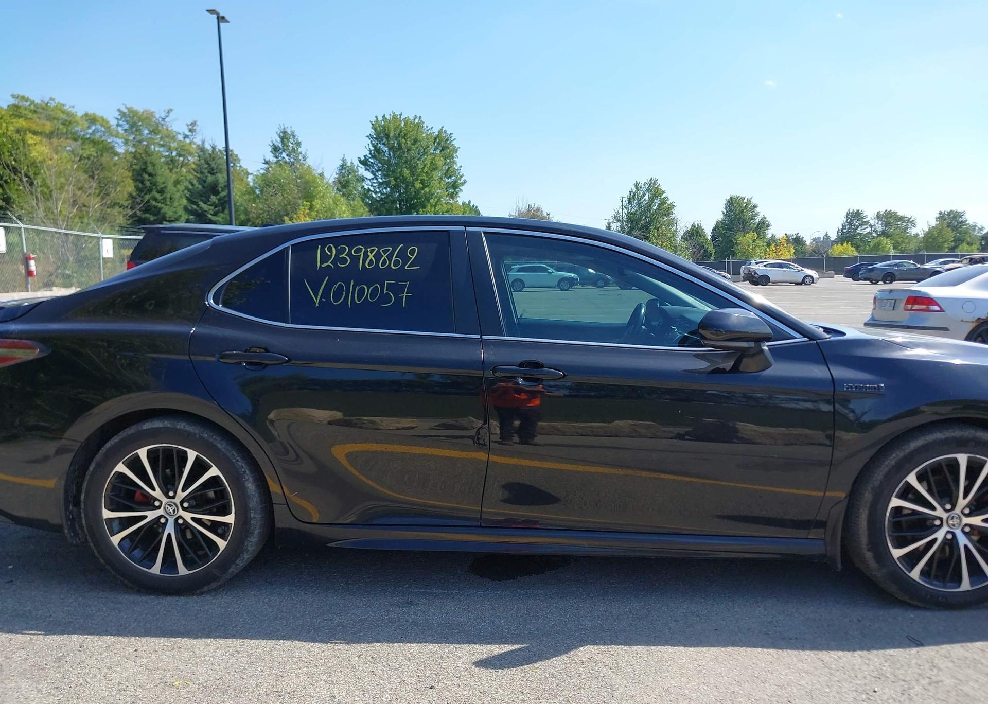 2019 TOYOTA CAMRY HYBRID