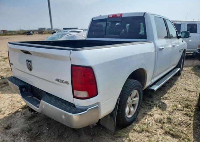 2015 RAM 1500 SLT