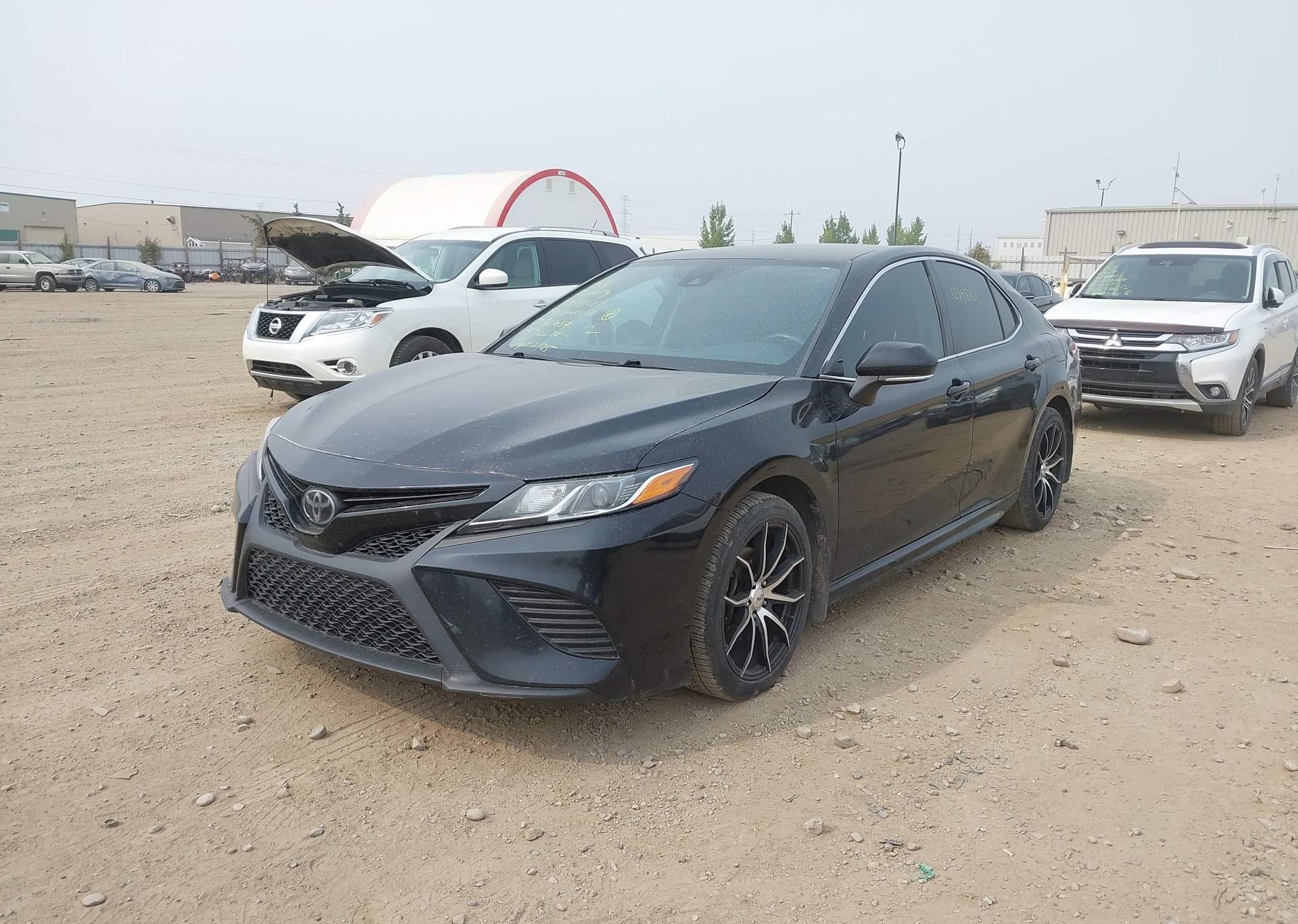 2018 TOYOTA CAMRY SE