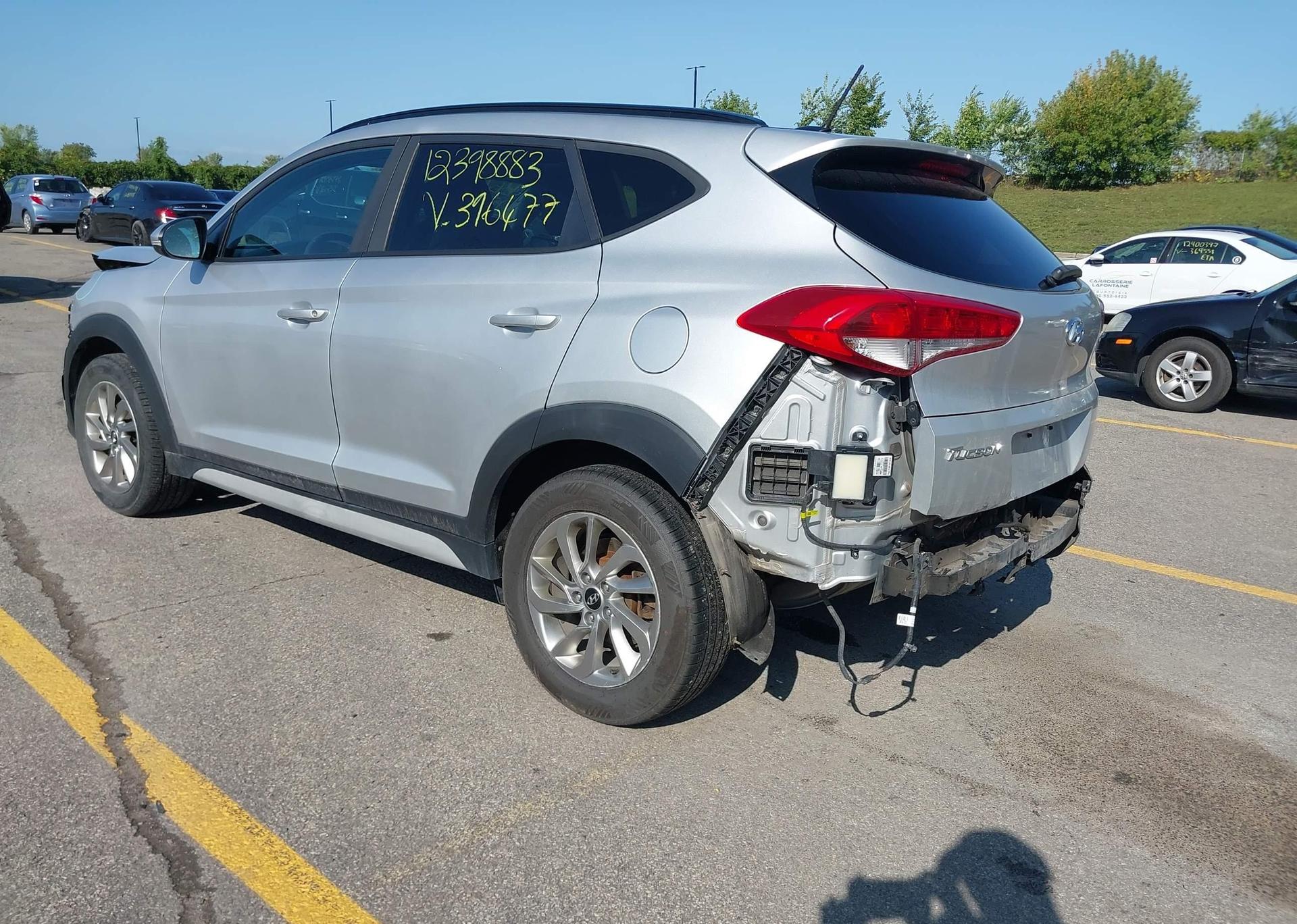 2017 HYUNDAI TUCSON SE