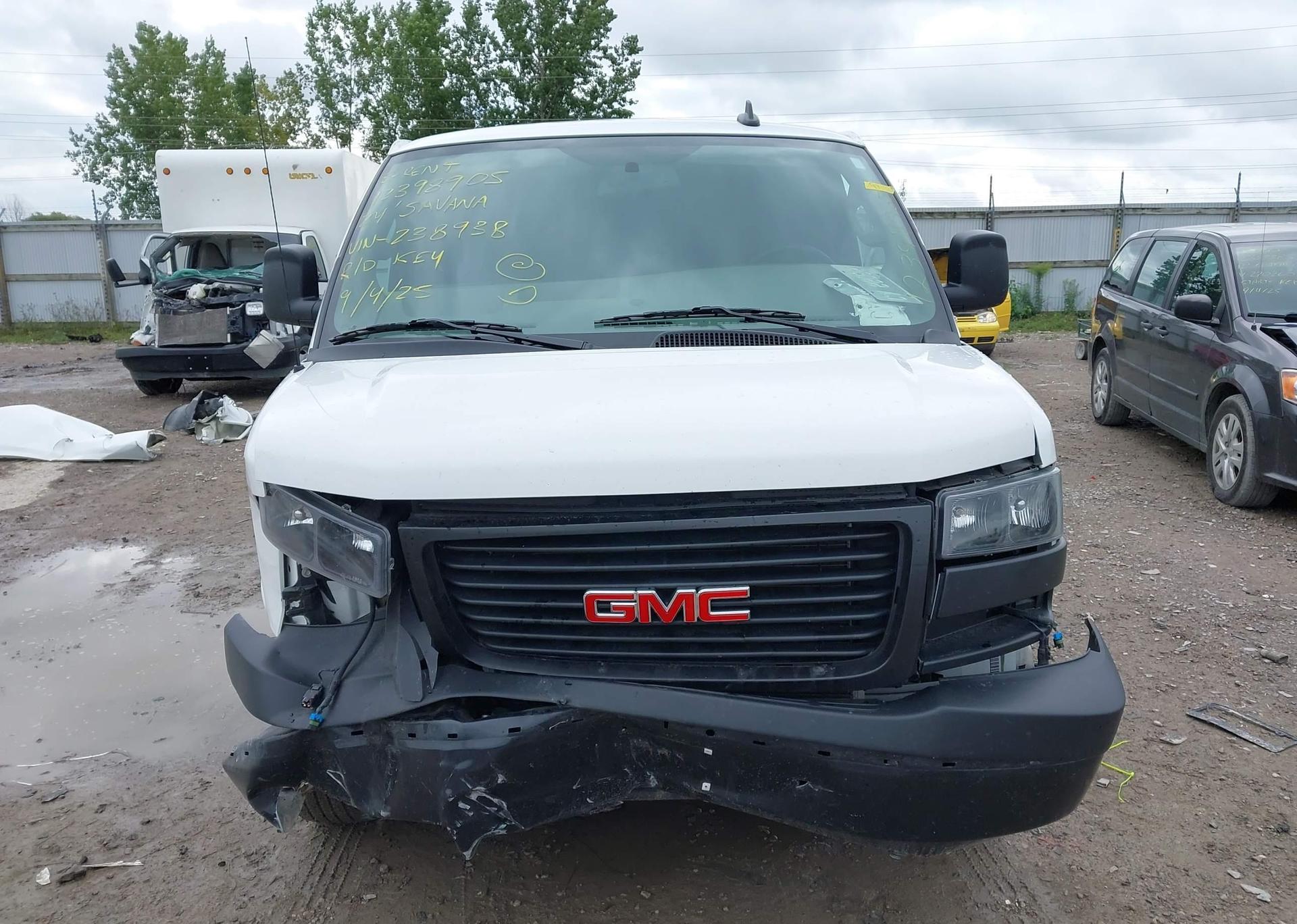 2024 GMC SAVANA G2500