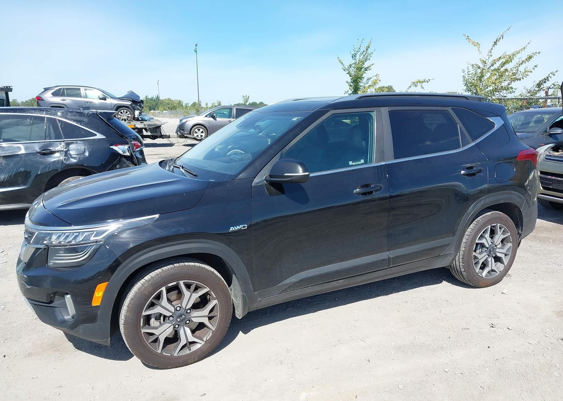2021 KIA SELTOS EX