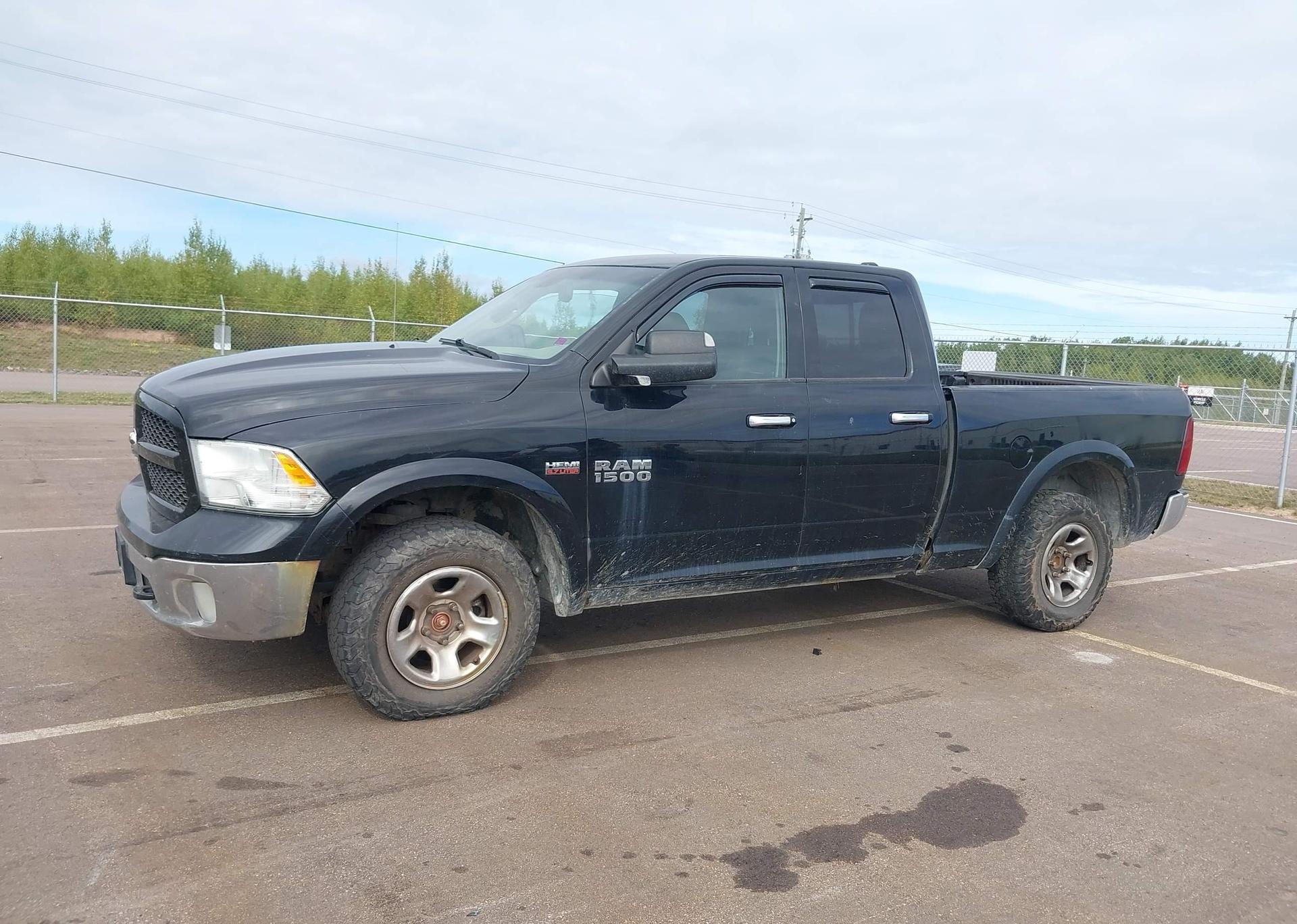 2013 RAM 1500 SLT