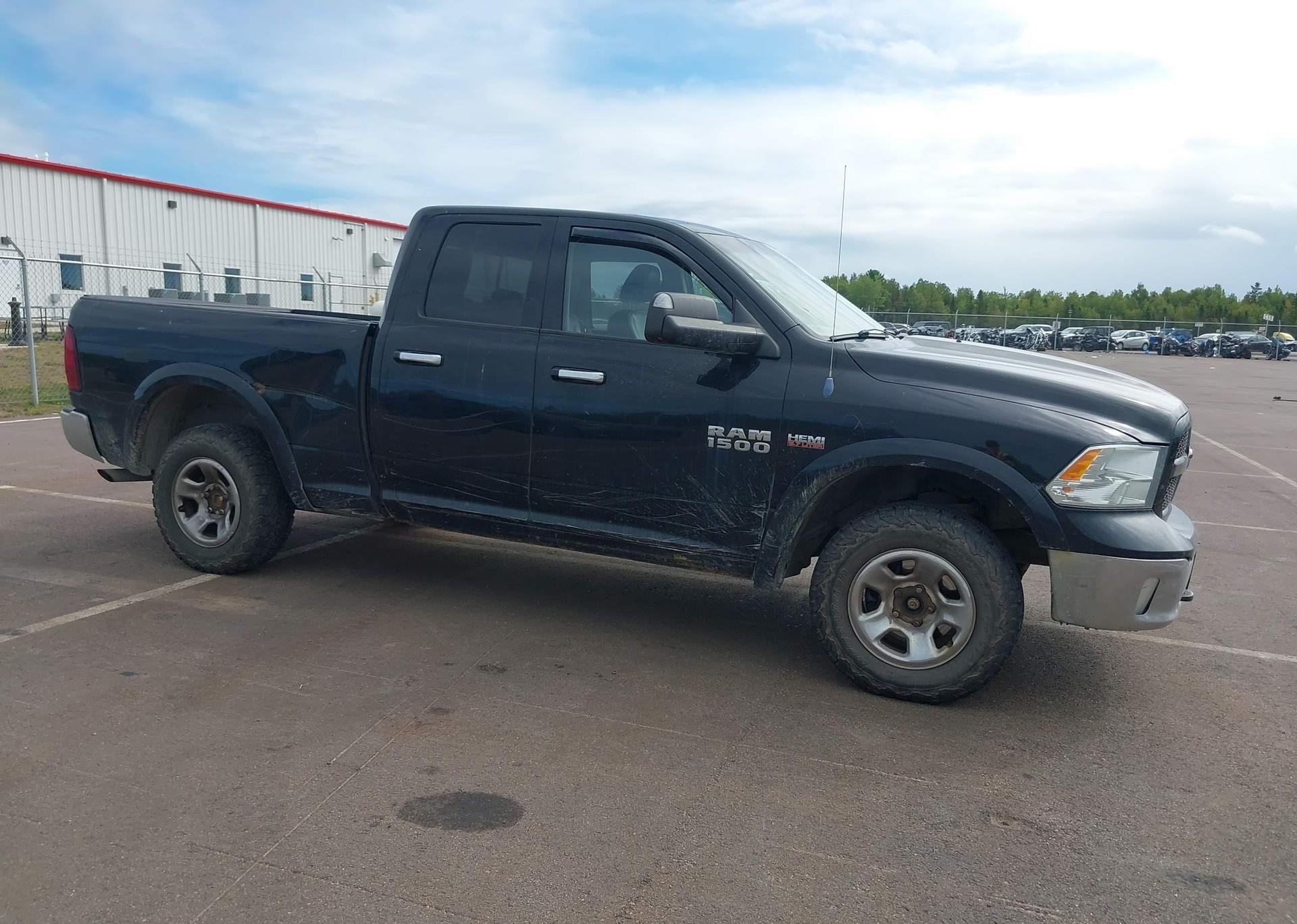 2013 RAM 1500 SLT