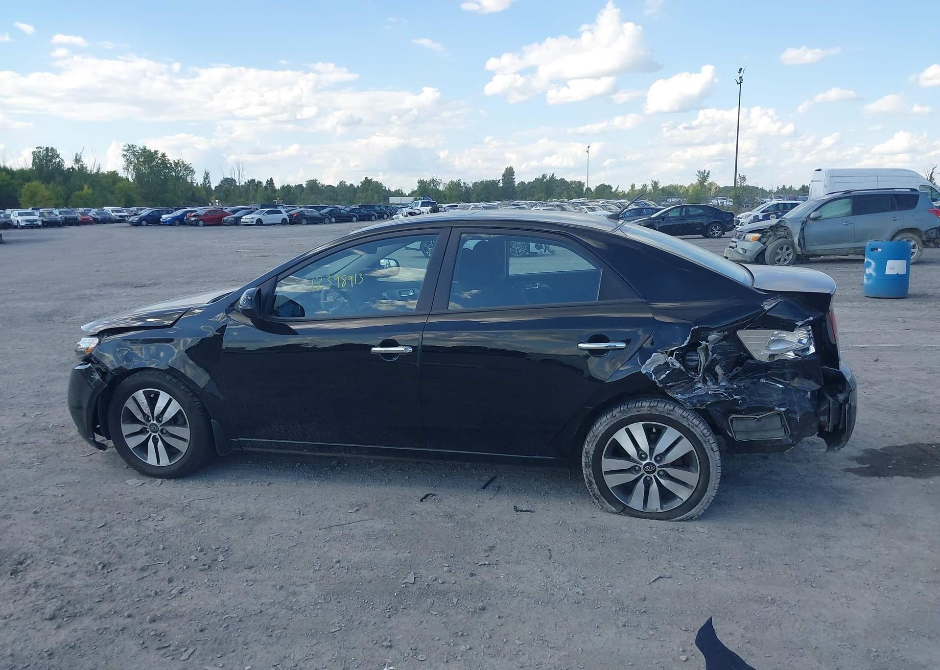2013 KIA FORTE