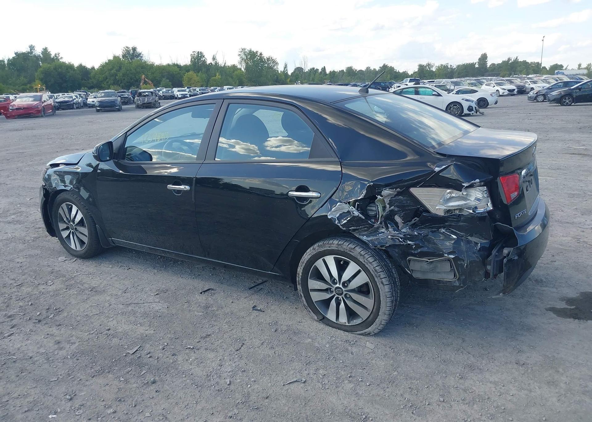 2013 KIA FORTE