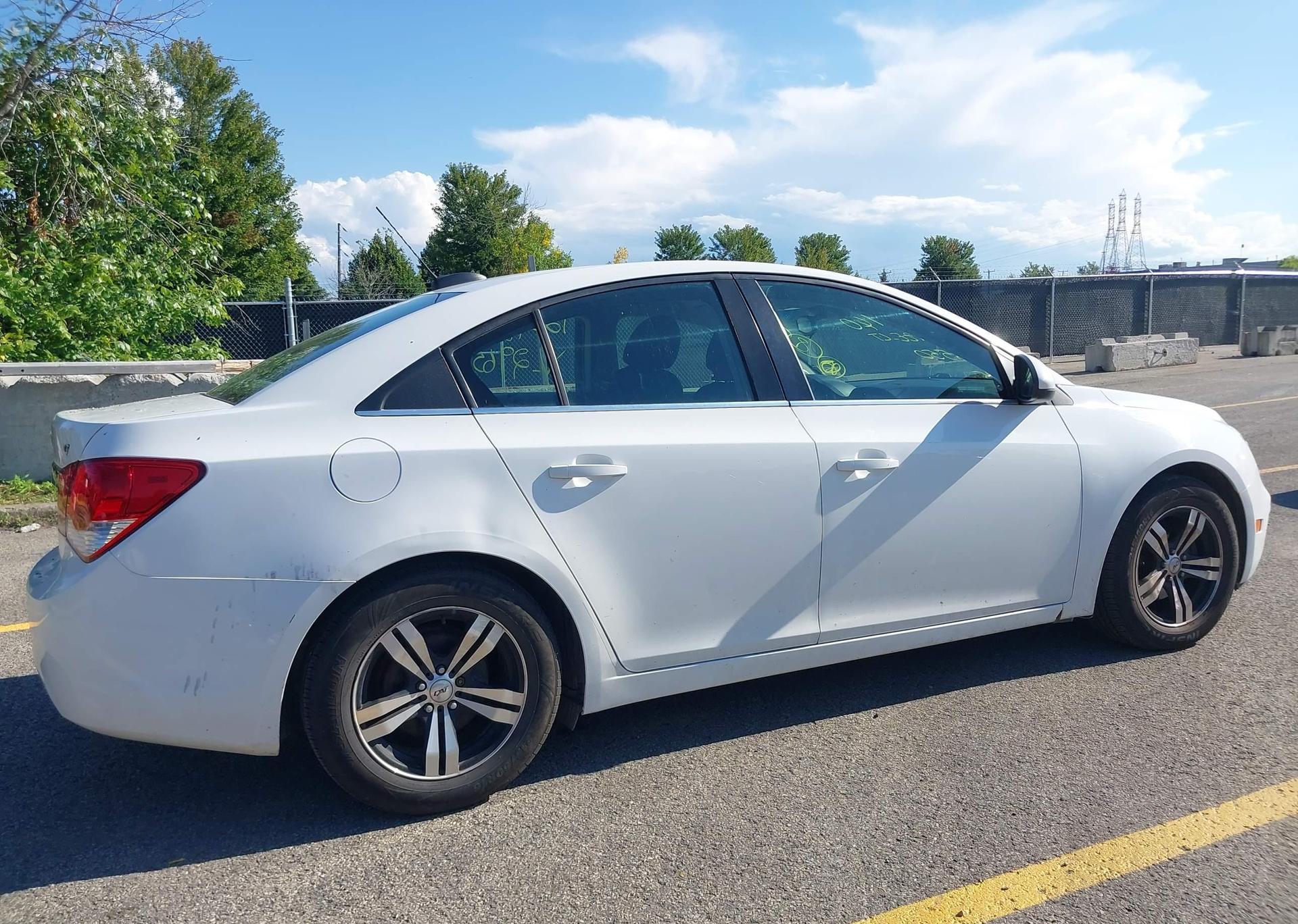2015 CHEVROLET CRUZE LT