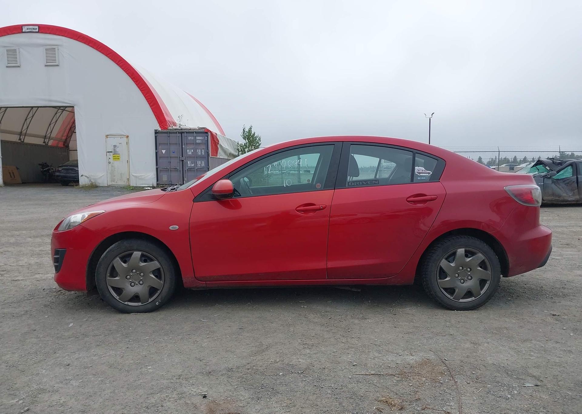 2010 MAZDA 3 I
