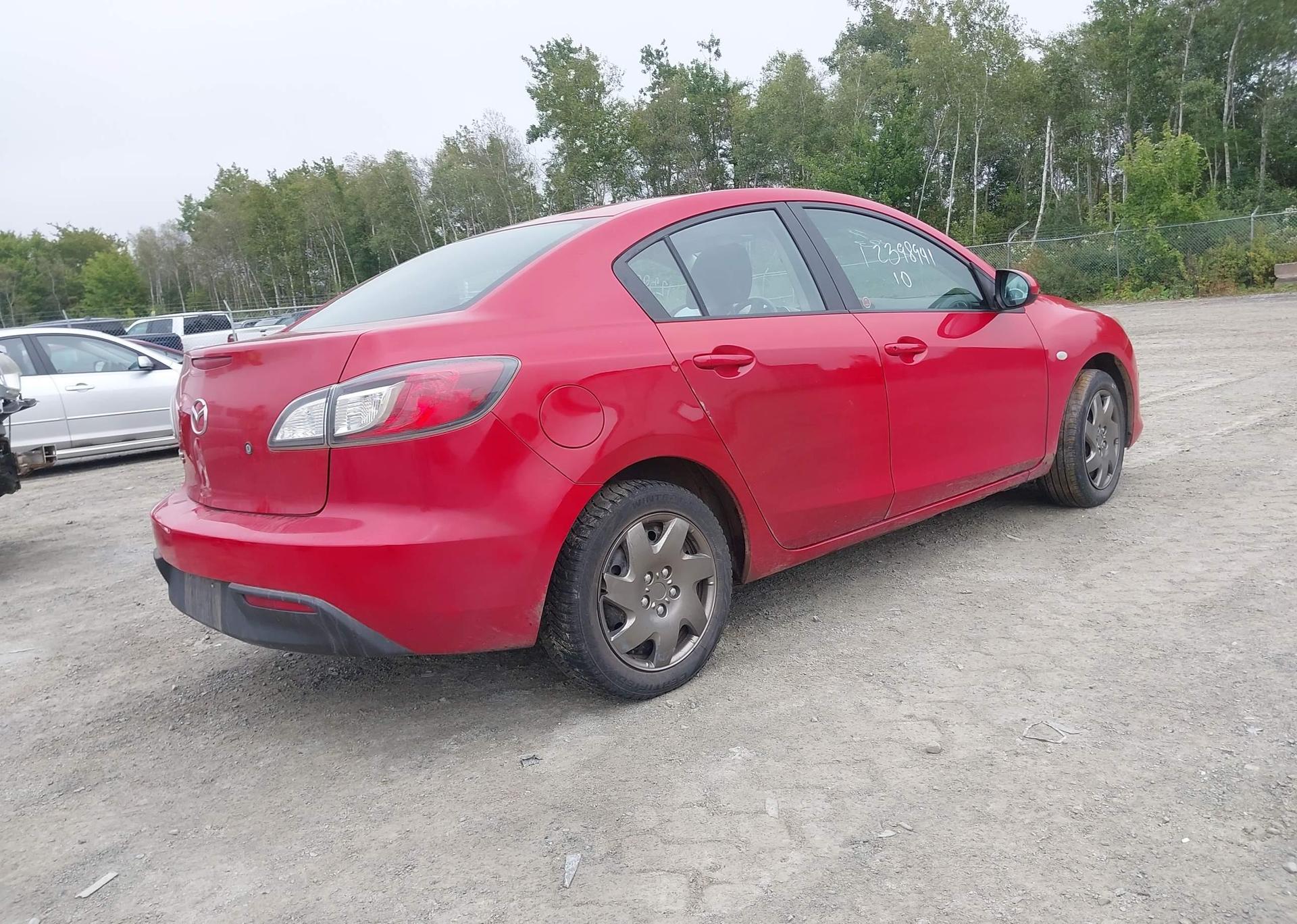 2010 MAZDA 3 I