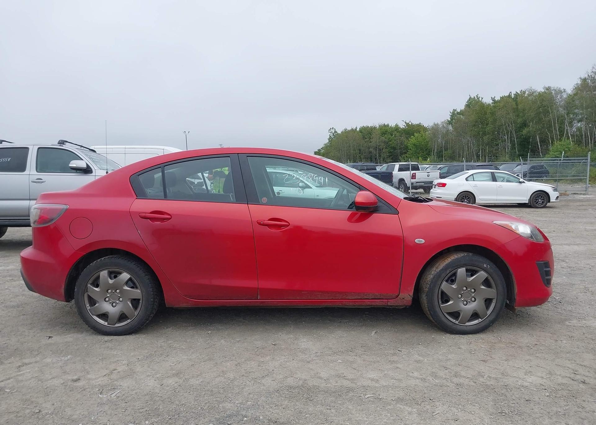 2010 MAZDA 3 I