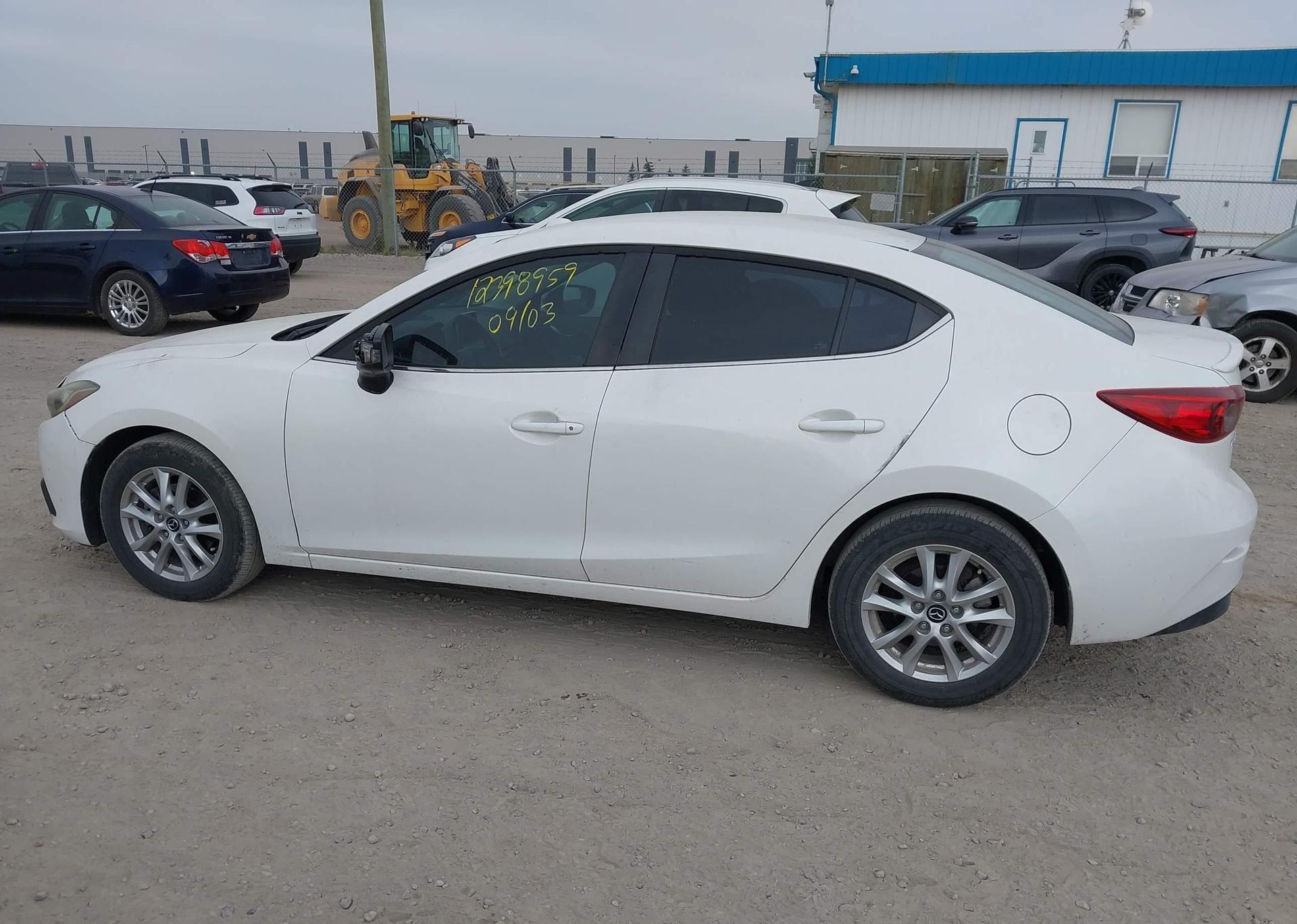 2015 MAZDA 3 TOURING