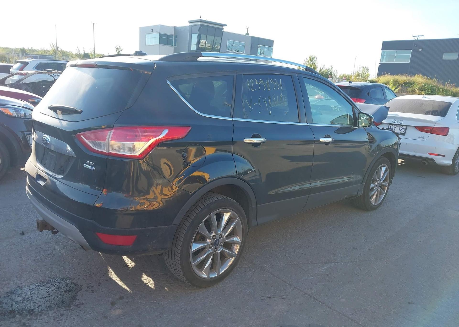 2015 FORD ESCAPE SE