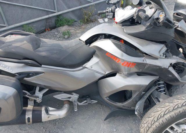 2011 CAN-AM SPYDER ROADSTER RS
