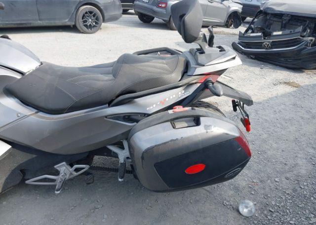 2011 CAN-AM SPYDER ROADSTER RS