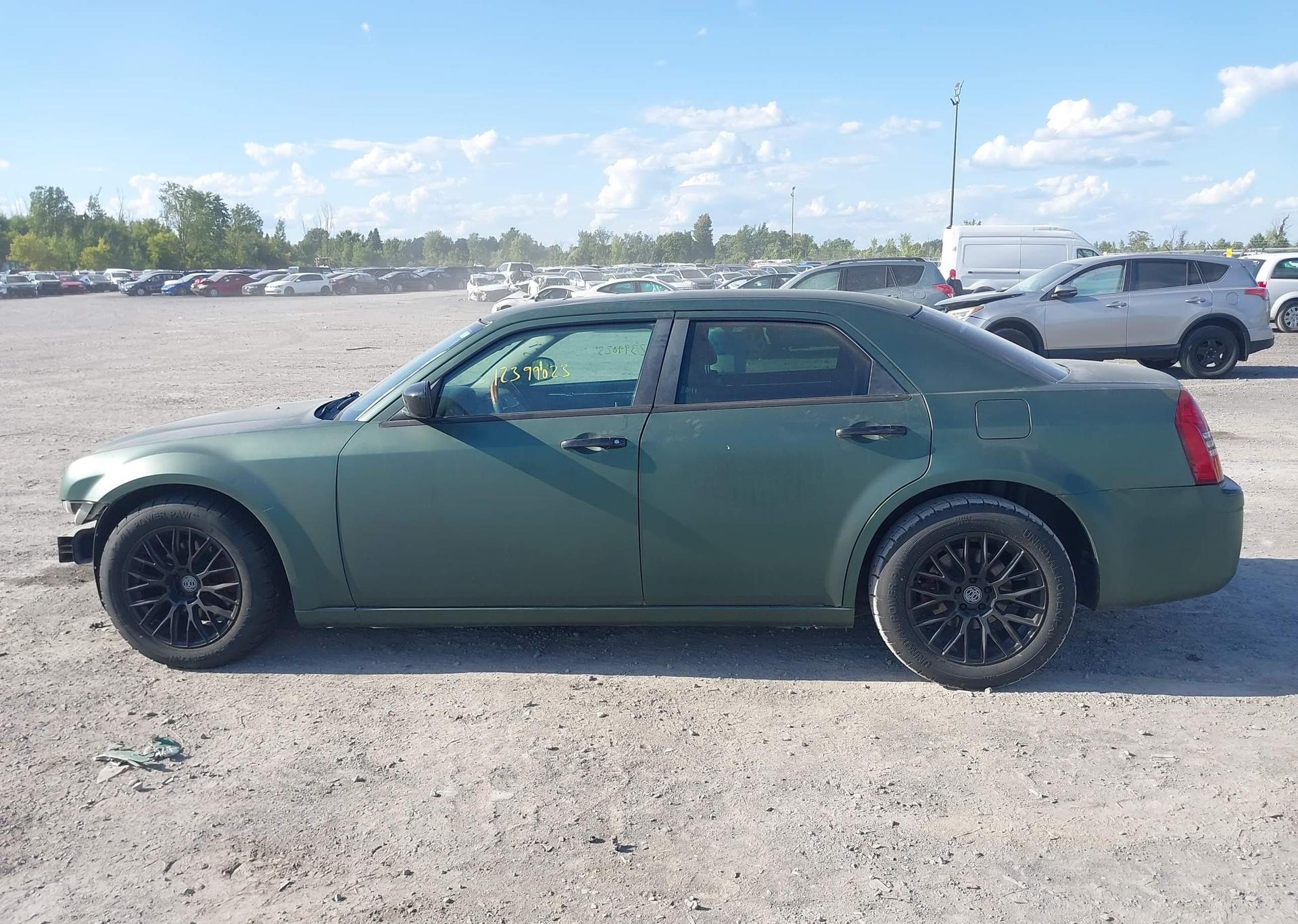 2005 CHRYSLER 300C