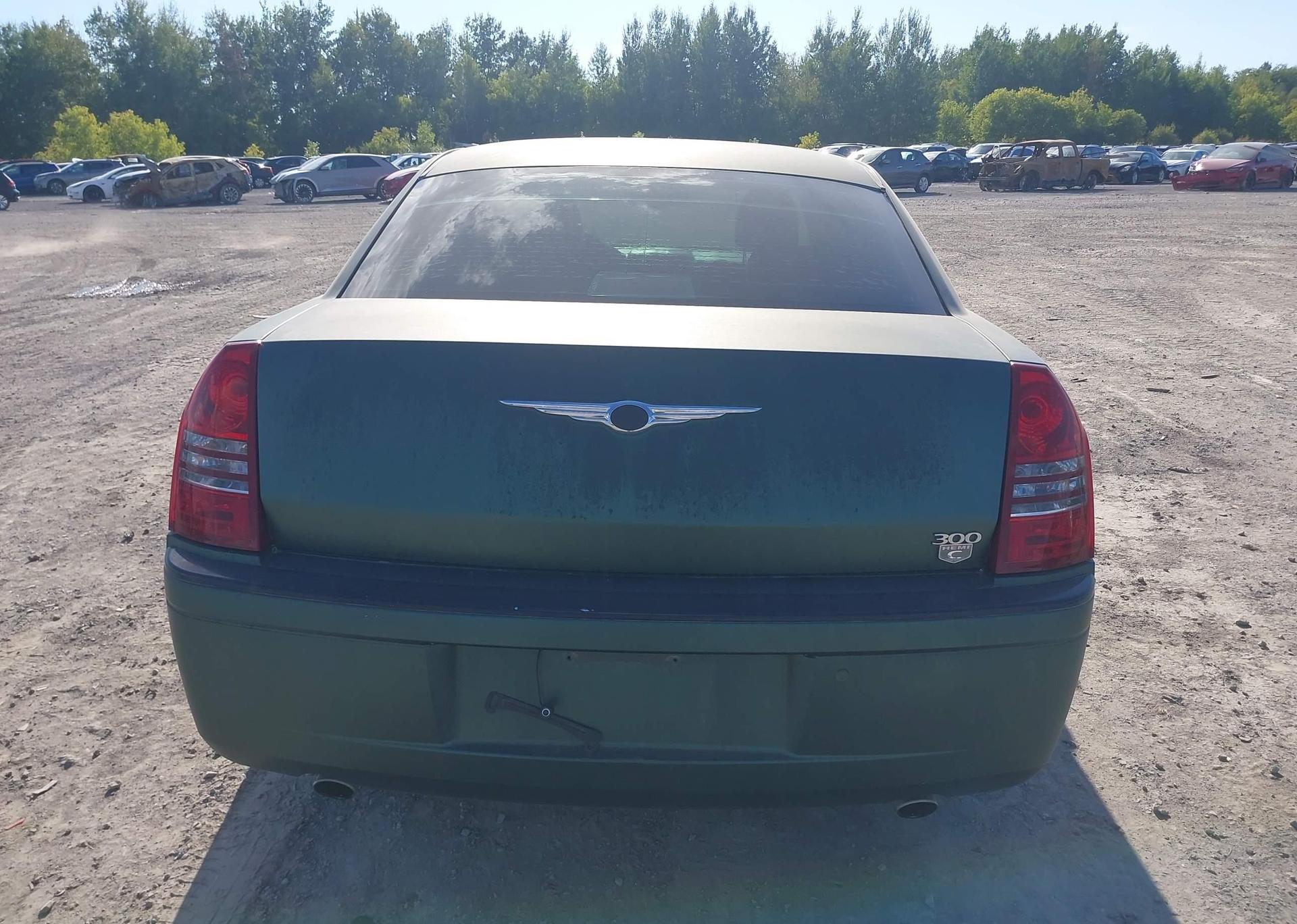 2005 CHRYSLER 300C