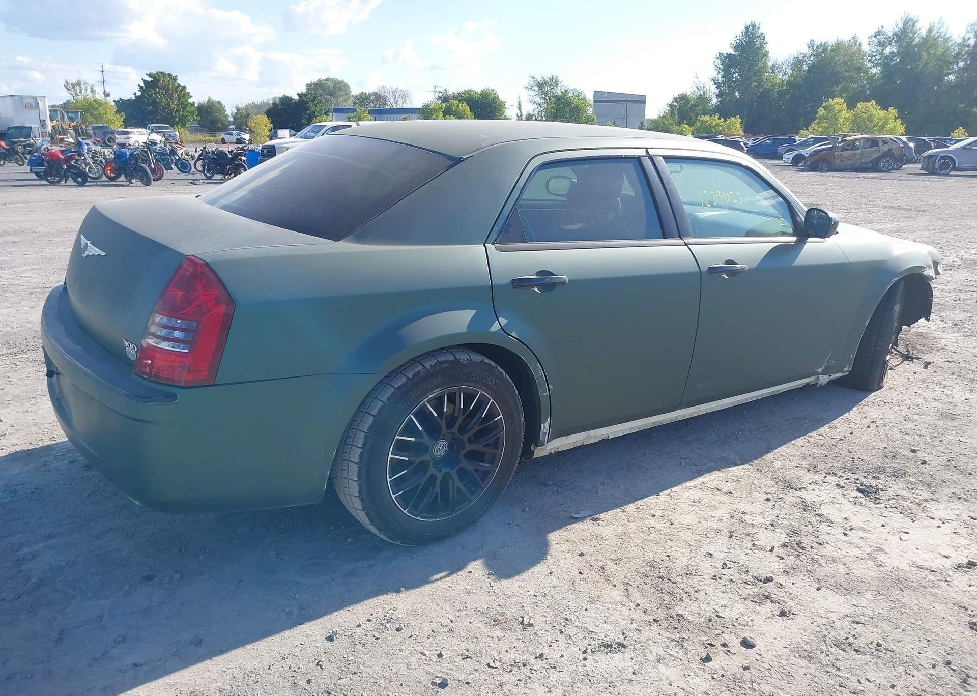 2005 CHRYSLER 300C