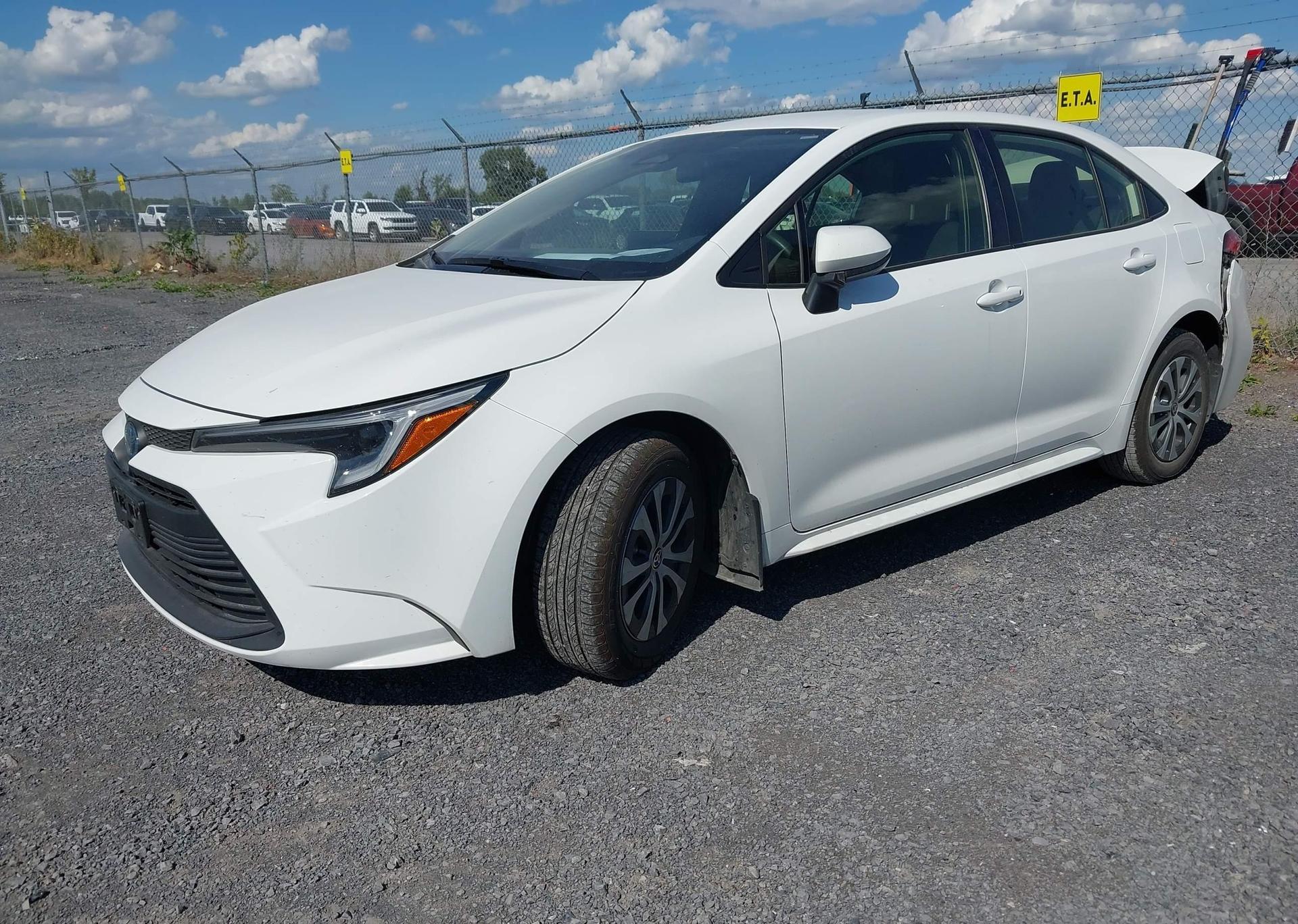 2024 TOYOTA COROLLA LE