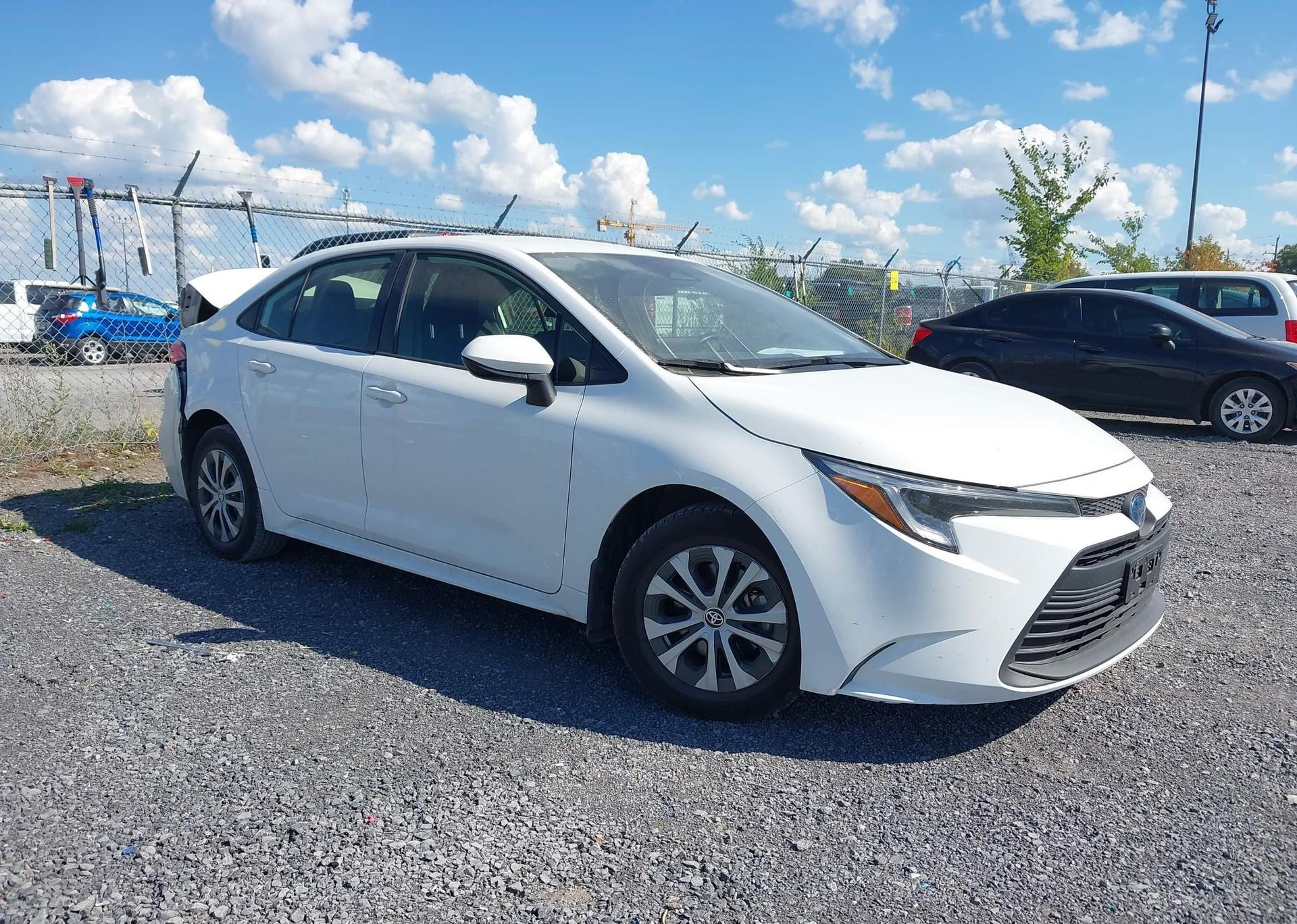 2024 TOYOTA COROLLA LE