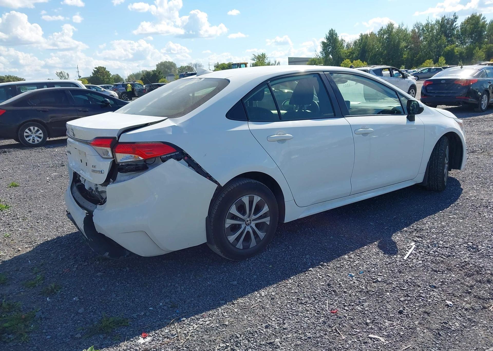 2024 TOYOTA COROLLA LE