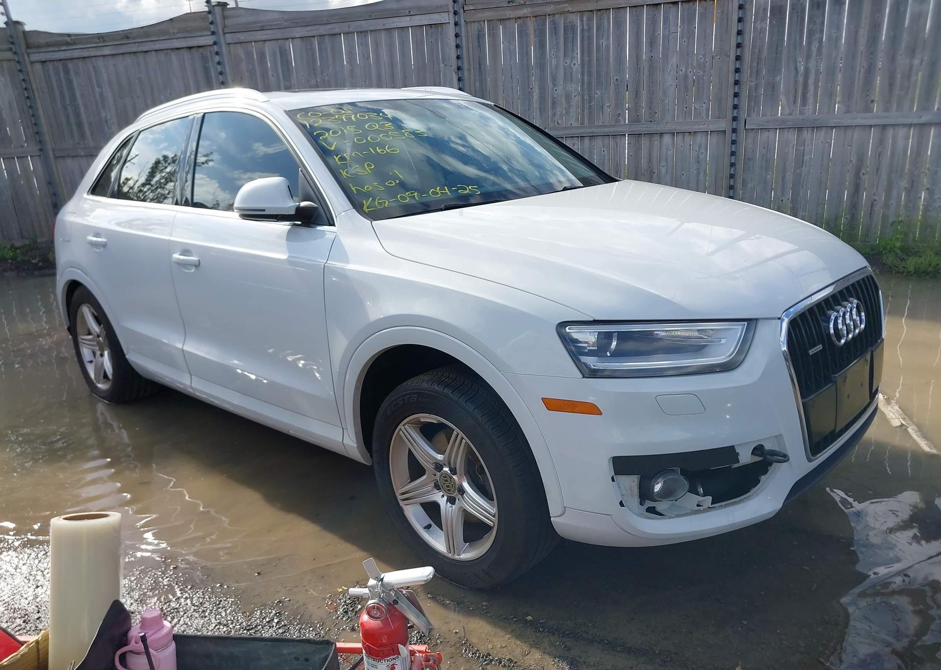 2015 AUDI Q3 2.0T TECHNIK