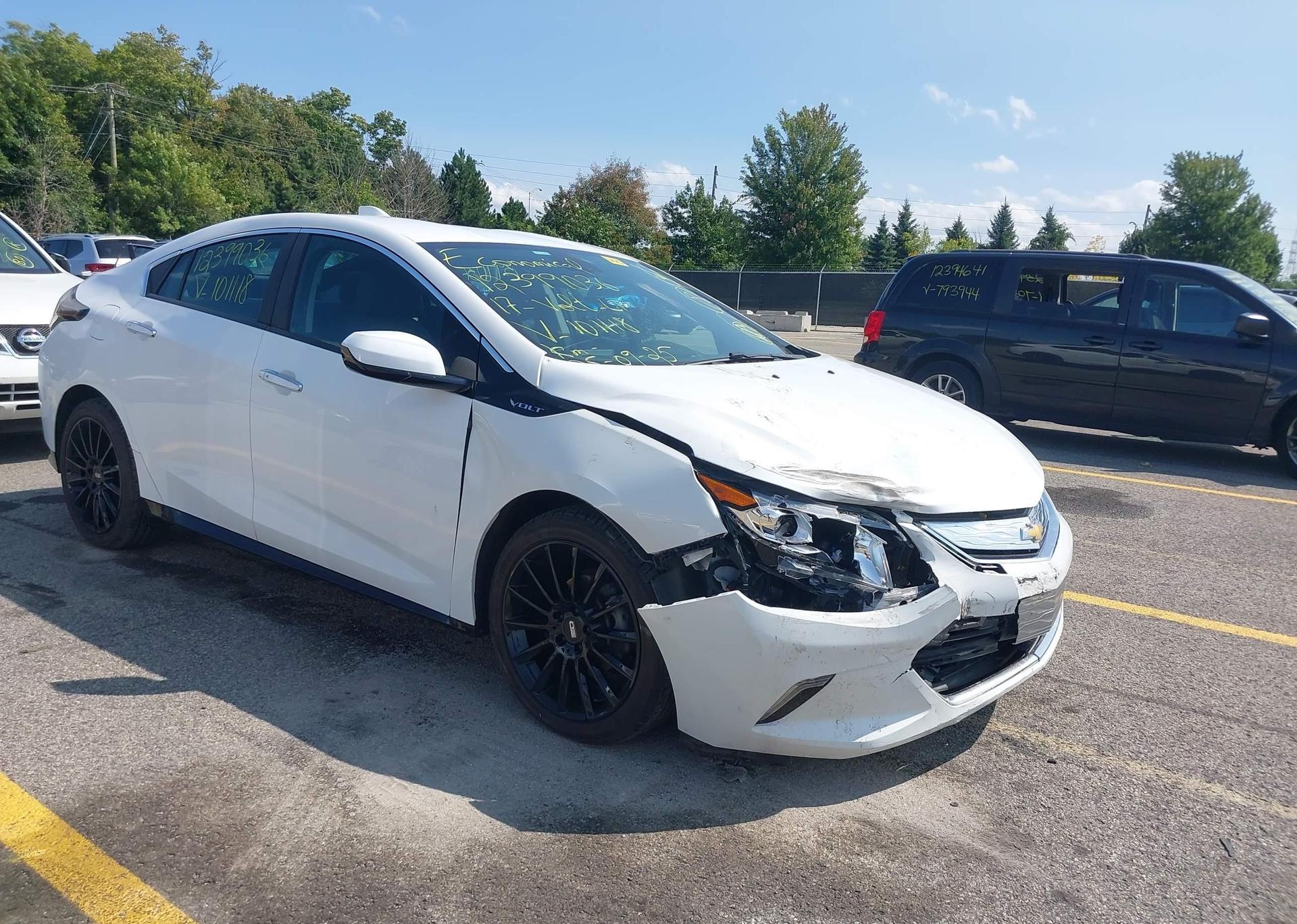 2017 CHEVROLET VOLT LT