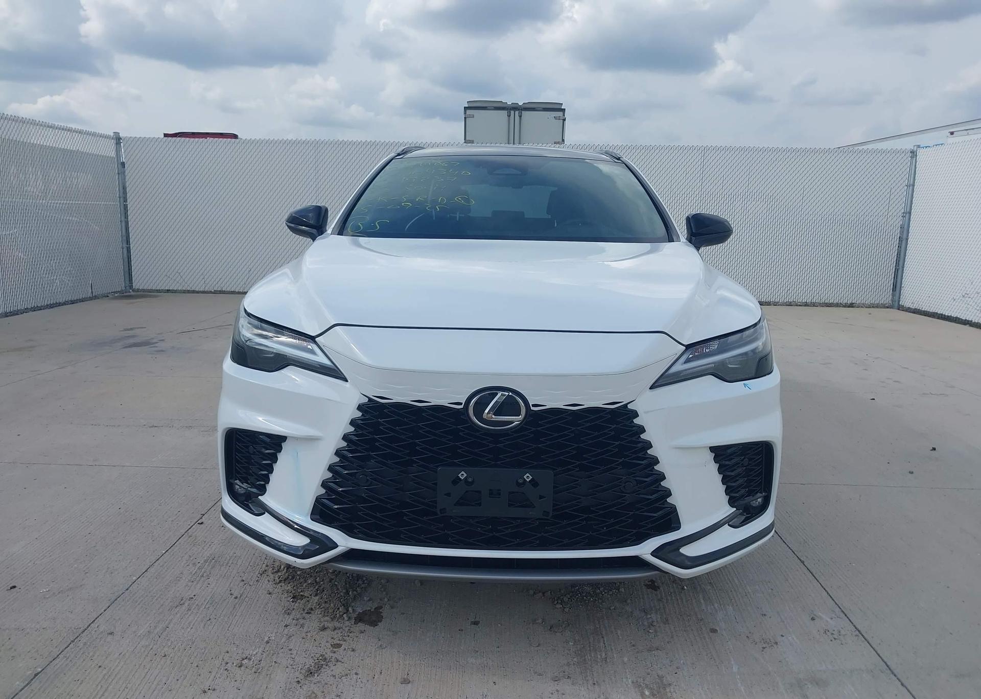 2023 LEXUS RX 500H