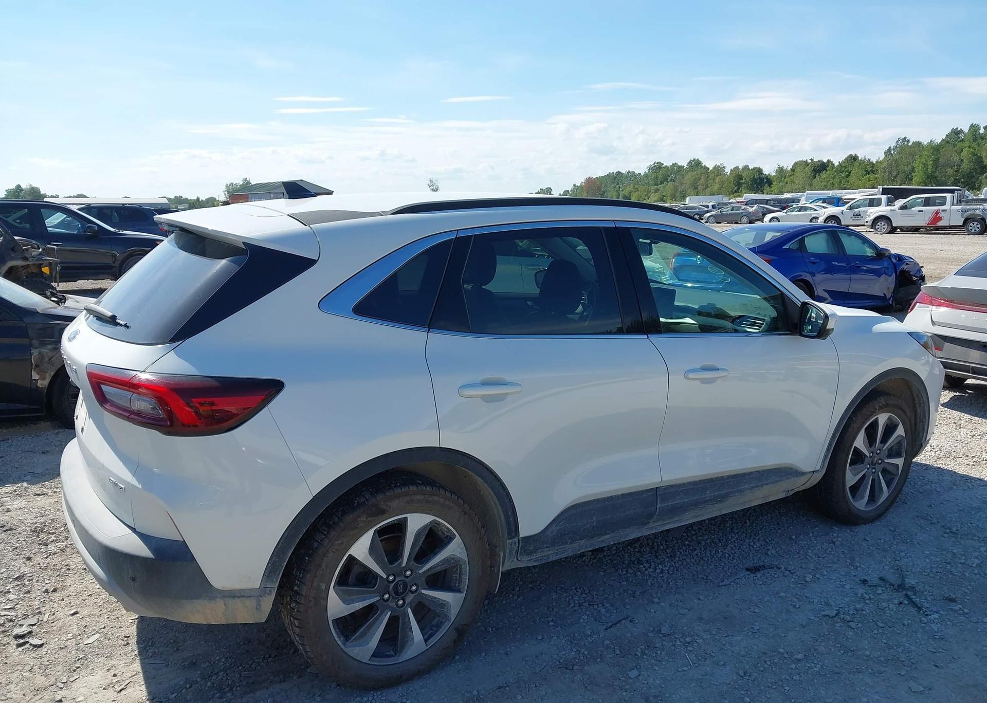 2024 FORD ESCAPE PLATINUM