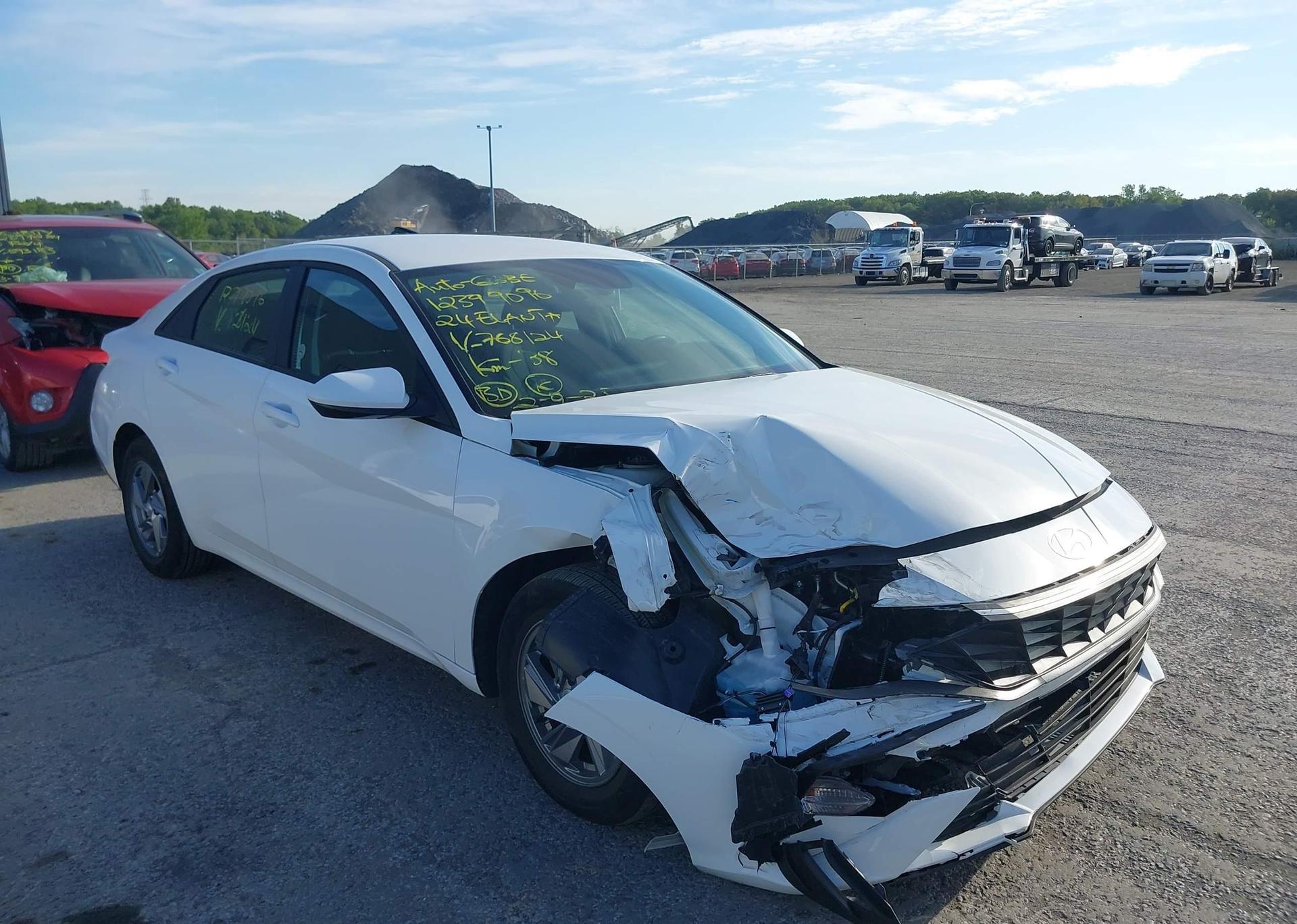 2024 HYUNDAI ELANTRA SEL