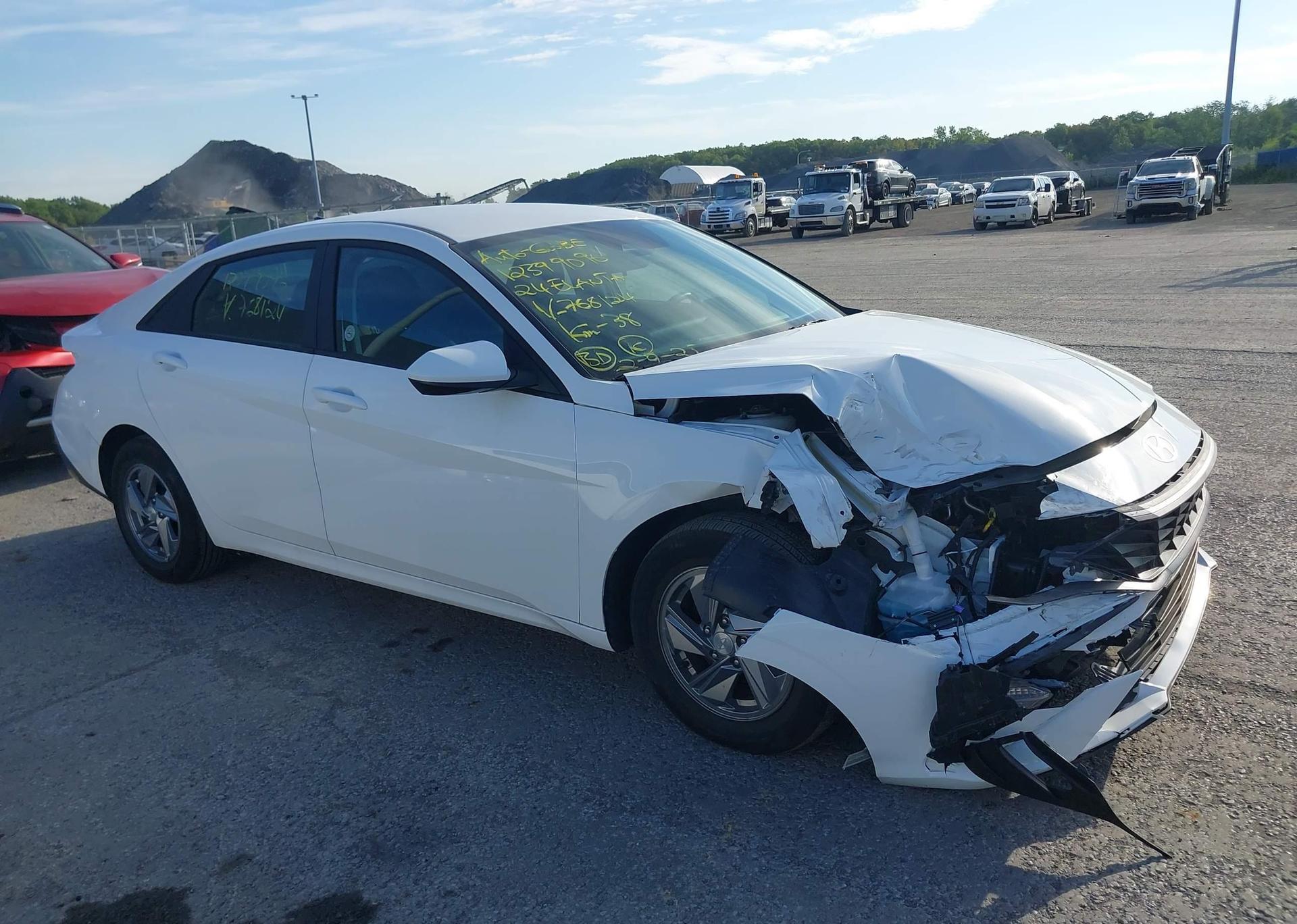 2024 HYUNDAI ELANTRA SEL