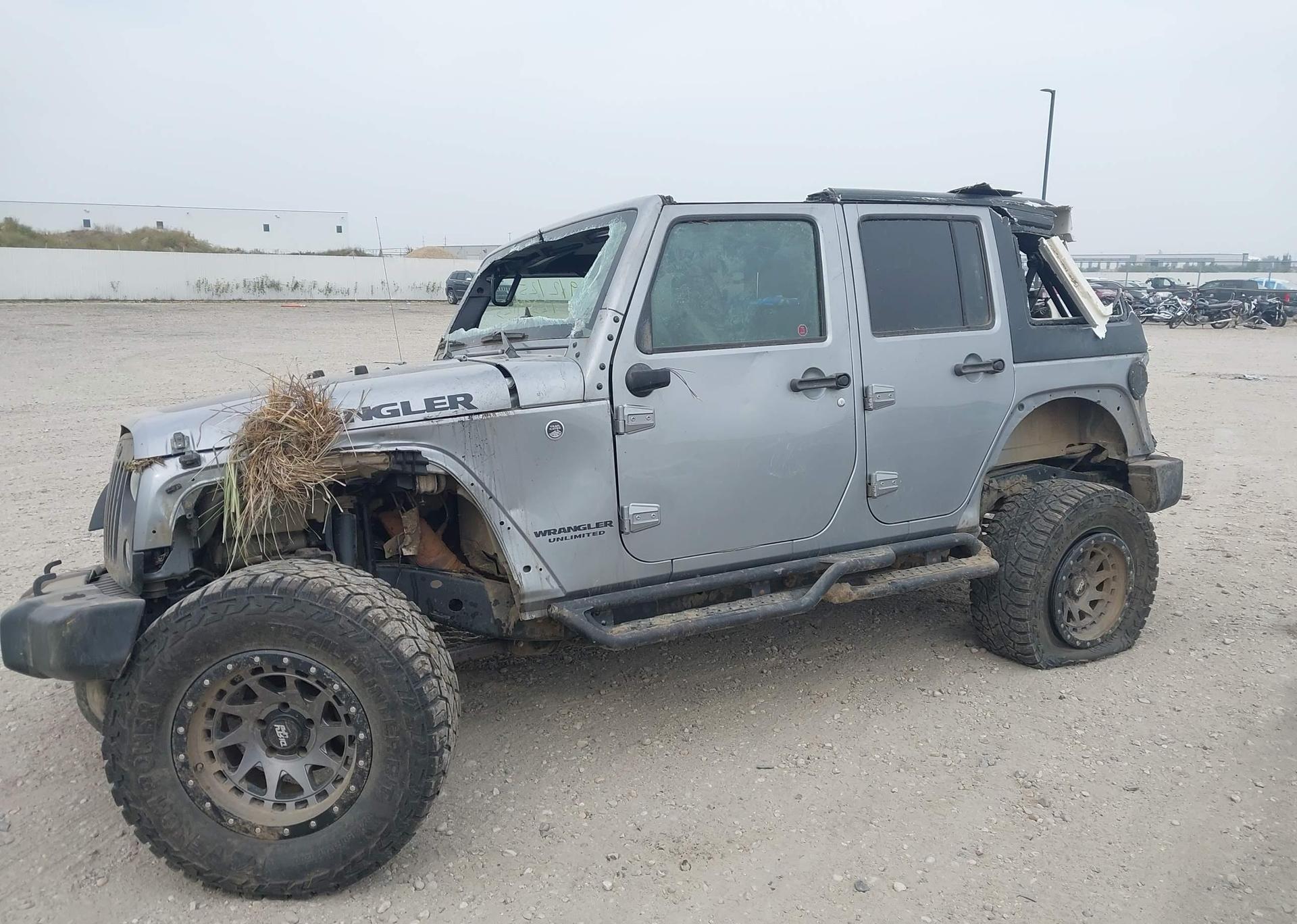 2017 JEEP WRANGLER UNLIMITED SPORT